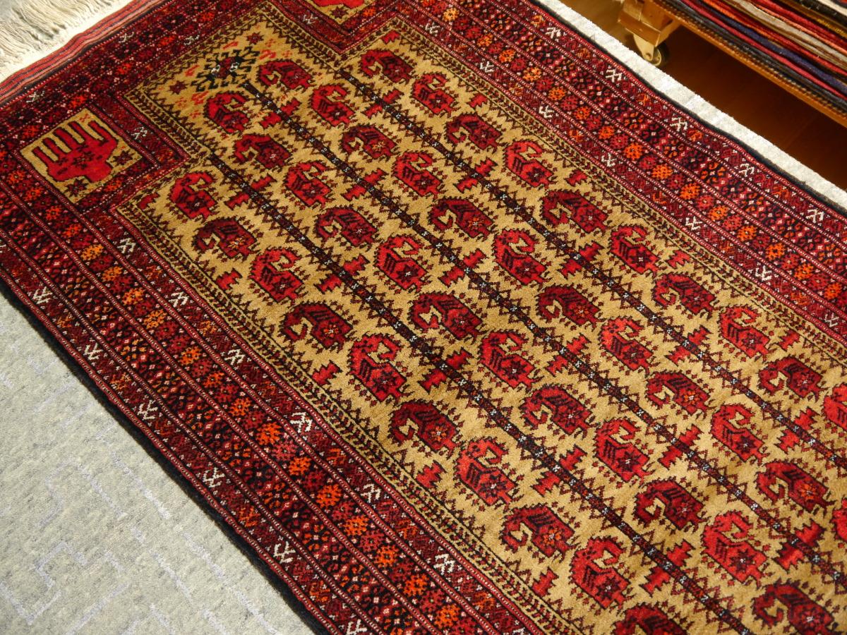 Mid-20th Century Baluch Rug Vintage Prayer Carpet hand-knotted Semi Antique 5 x 3 ft