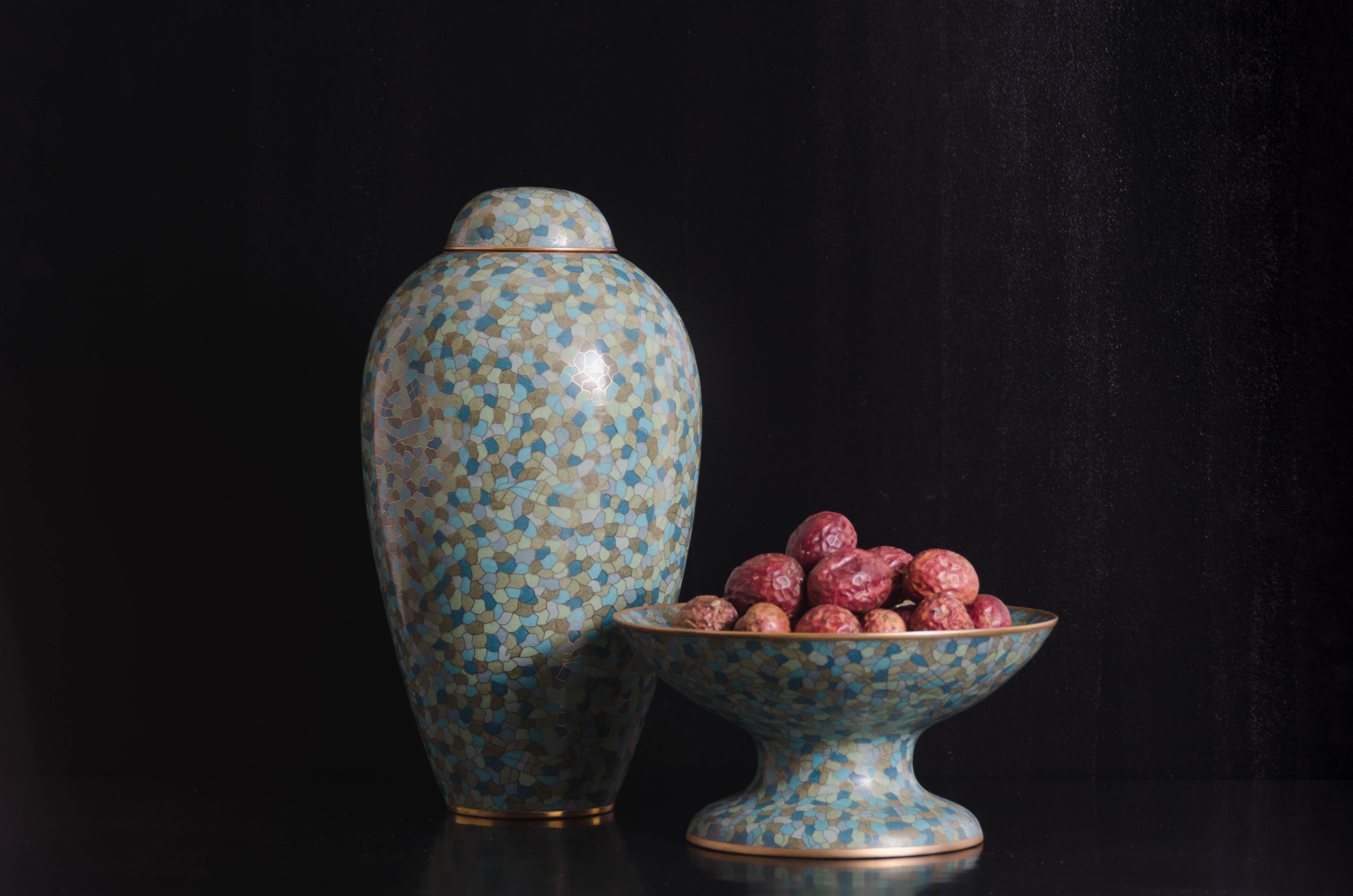 Baluster Jar and Lid in Azure Colors by Robert Kuo, Limited Edition In New Condition For Sale In Los Angeles, CA