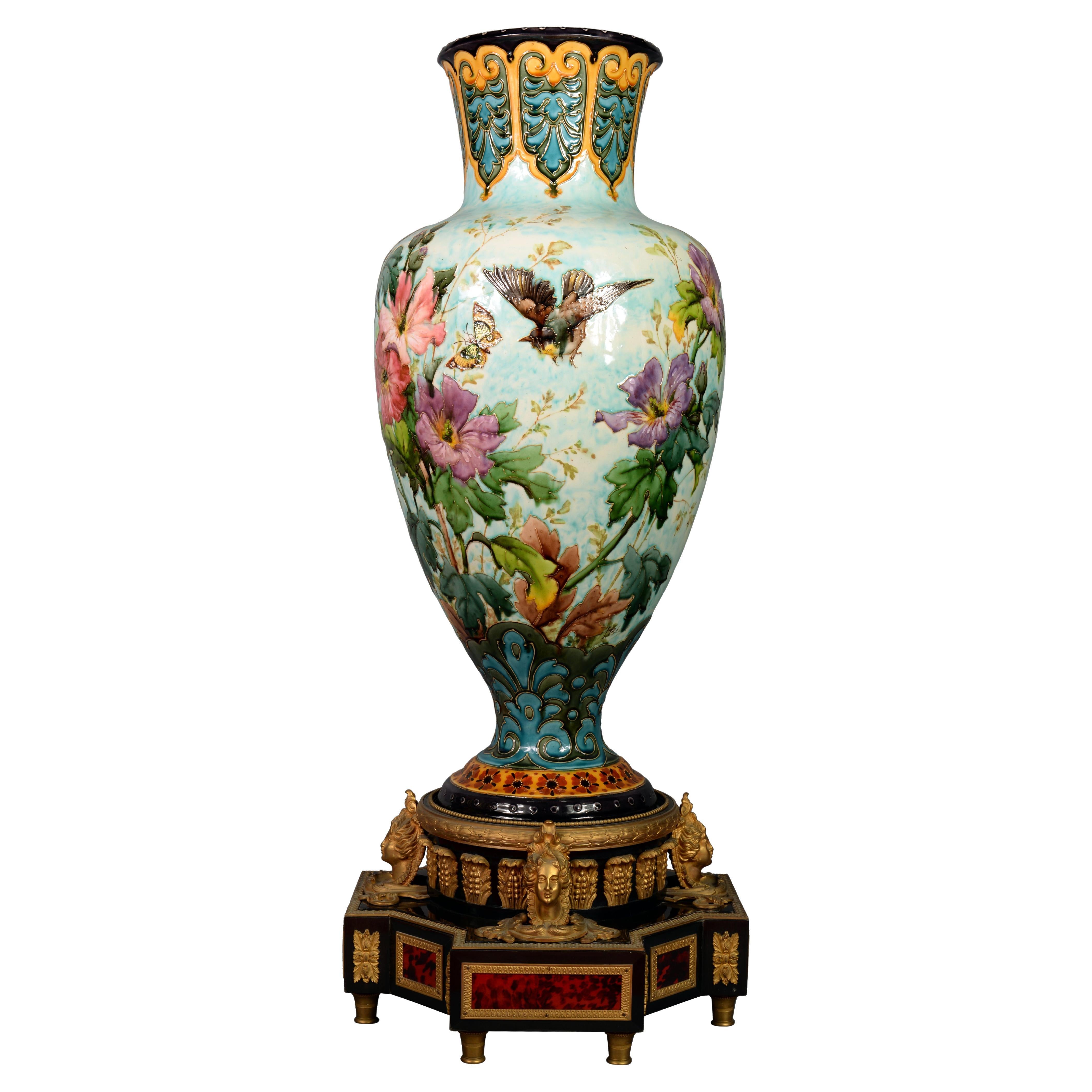 Baluster Napoleon III Vase in Porcelain on a Base with Scales and Wood Veneer For Sale