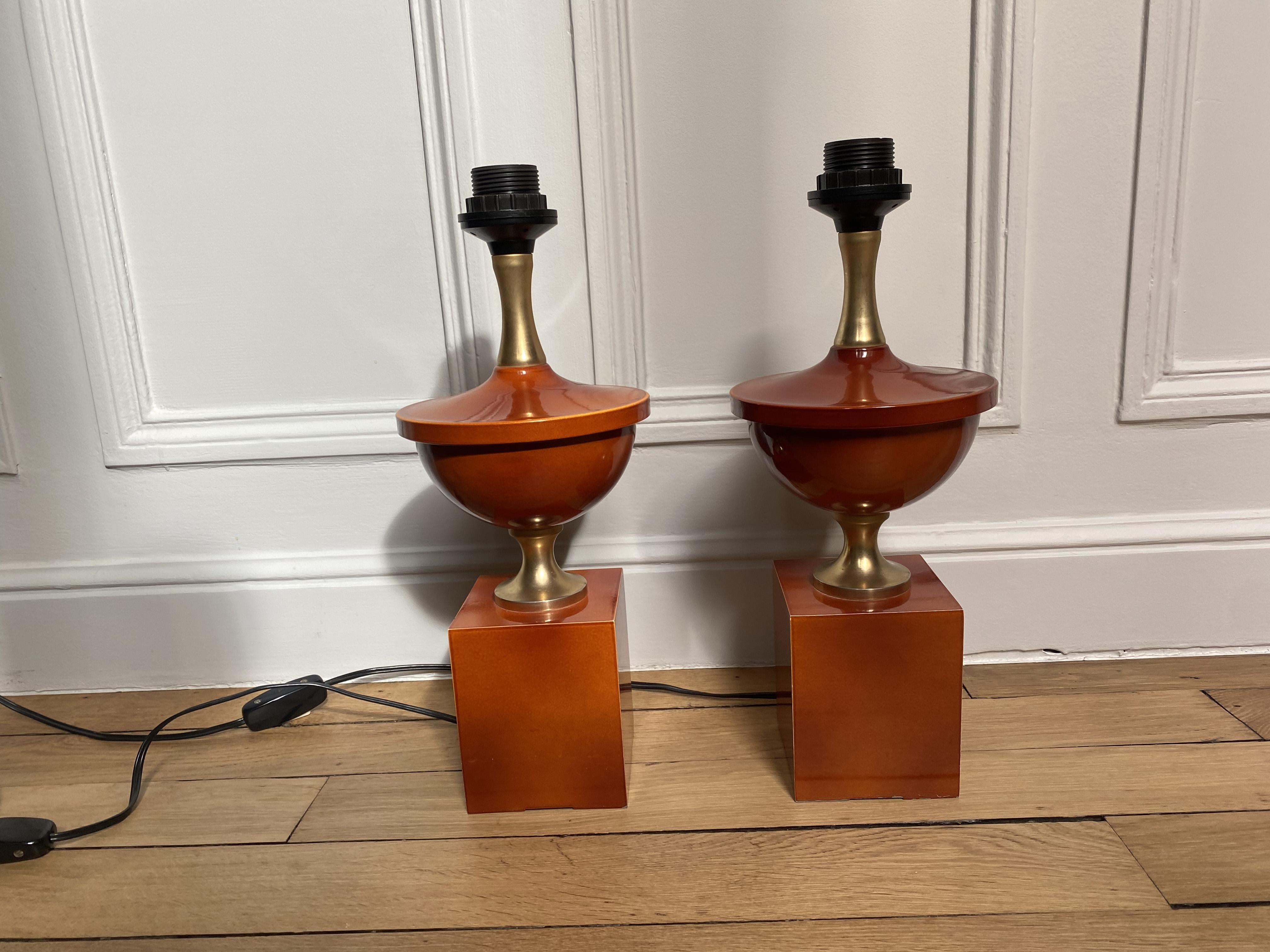 Mid-Century Modern Baluster Table Lamp in Lacquered Steel by Philippe Barbier, 1970s, Set of 2. For Sale