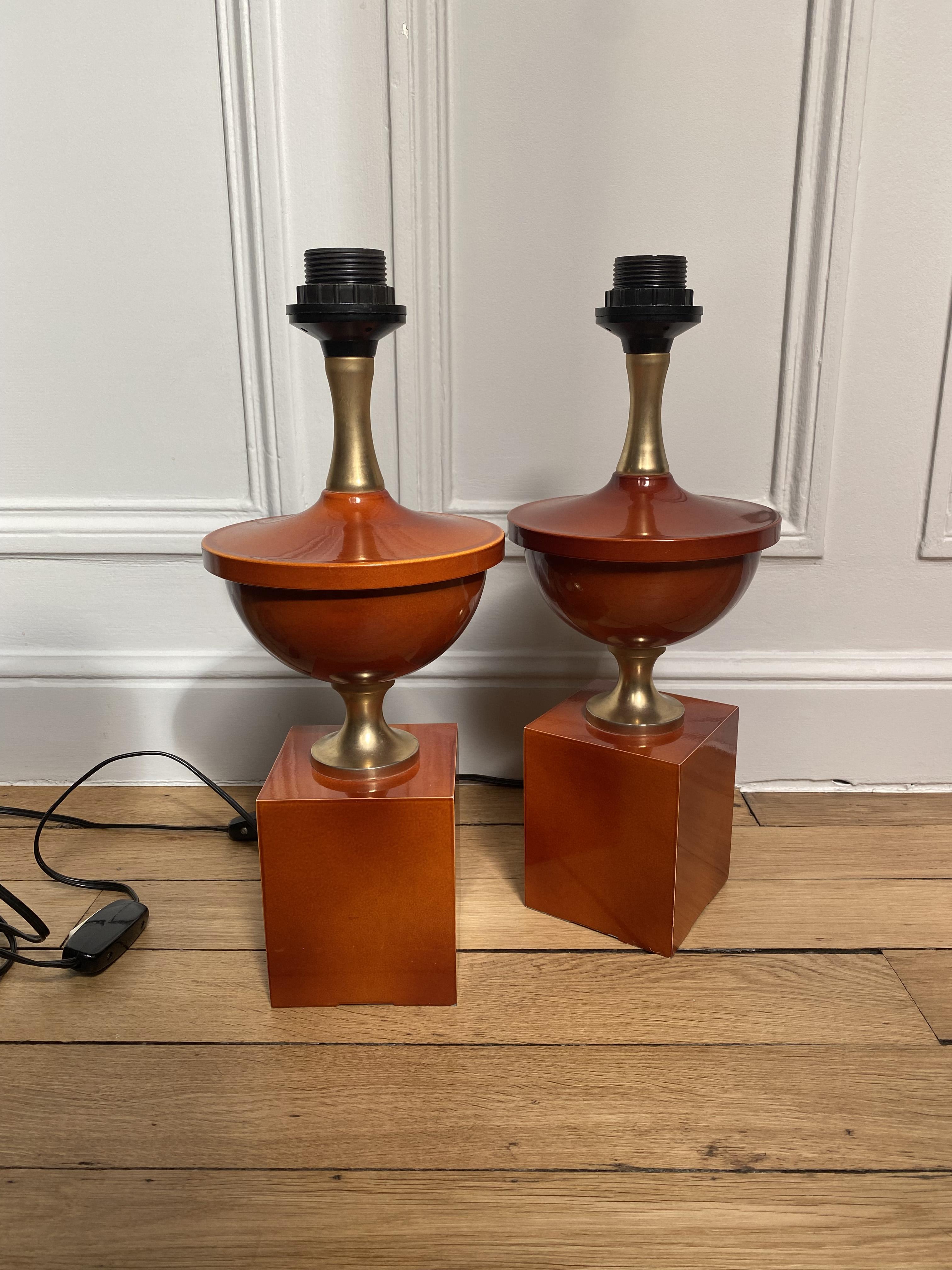 Baluster Table Lamp in Lacquered Steel by Philippe Barbier, 1970s, Set of 2. For Sale 4