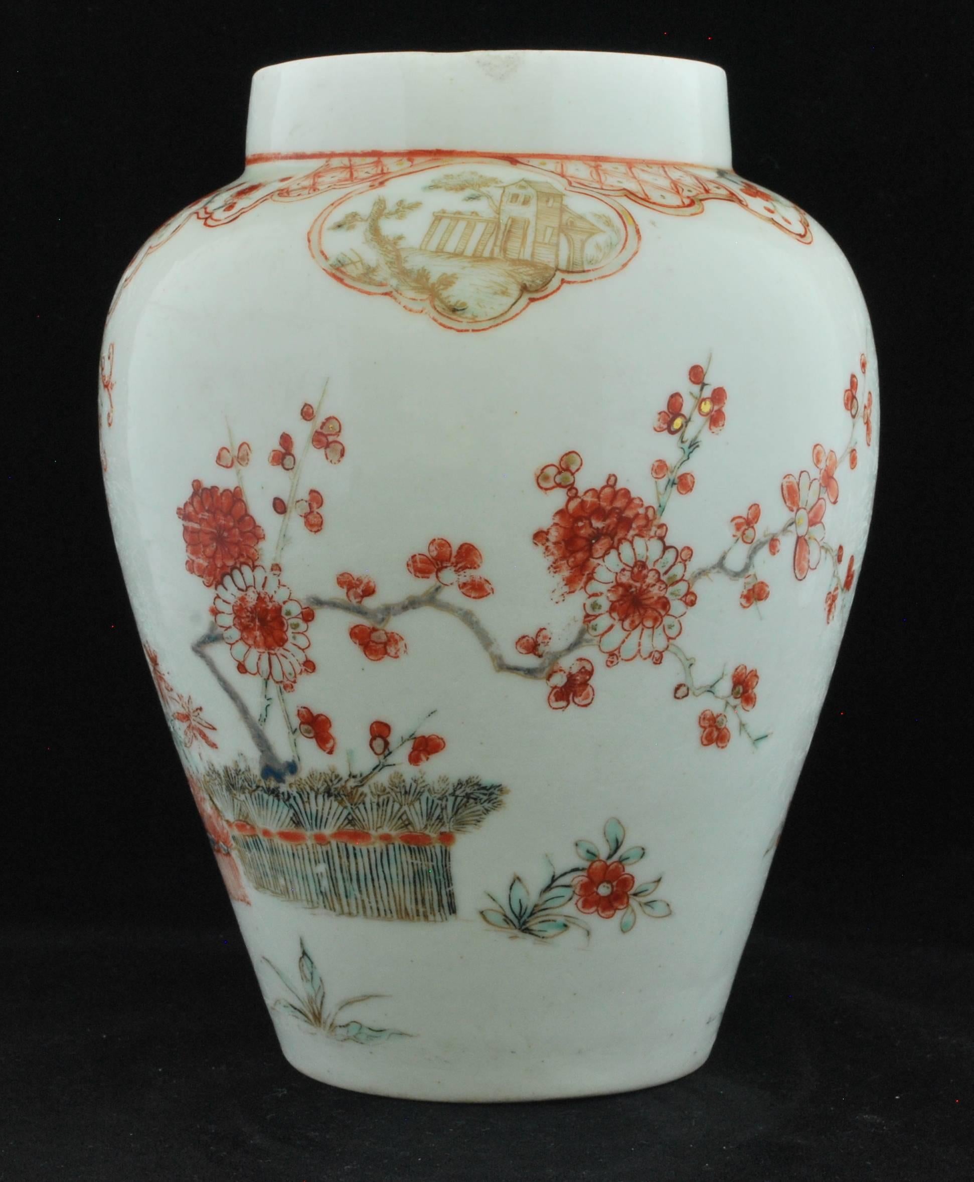 Baluster-Vase, Kakiemon-Dekor, Porzellanfabrik mit Schleife, um 1748 (Gedrechselt) im Angebot