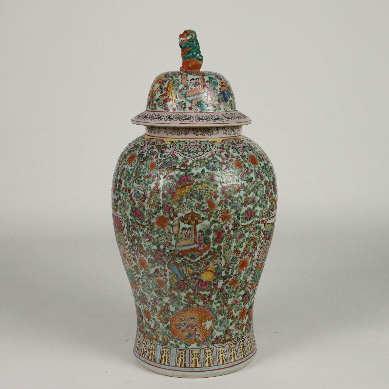 Baluster Vase Porcelain China xx Century For Sale 3