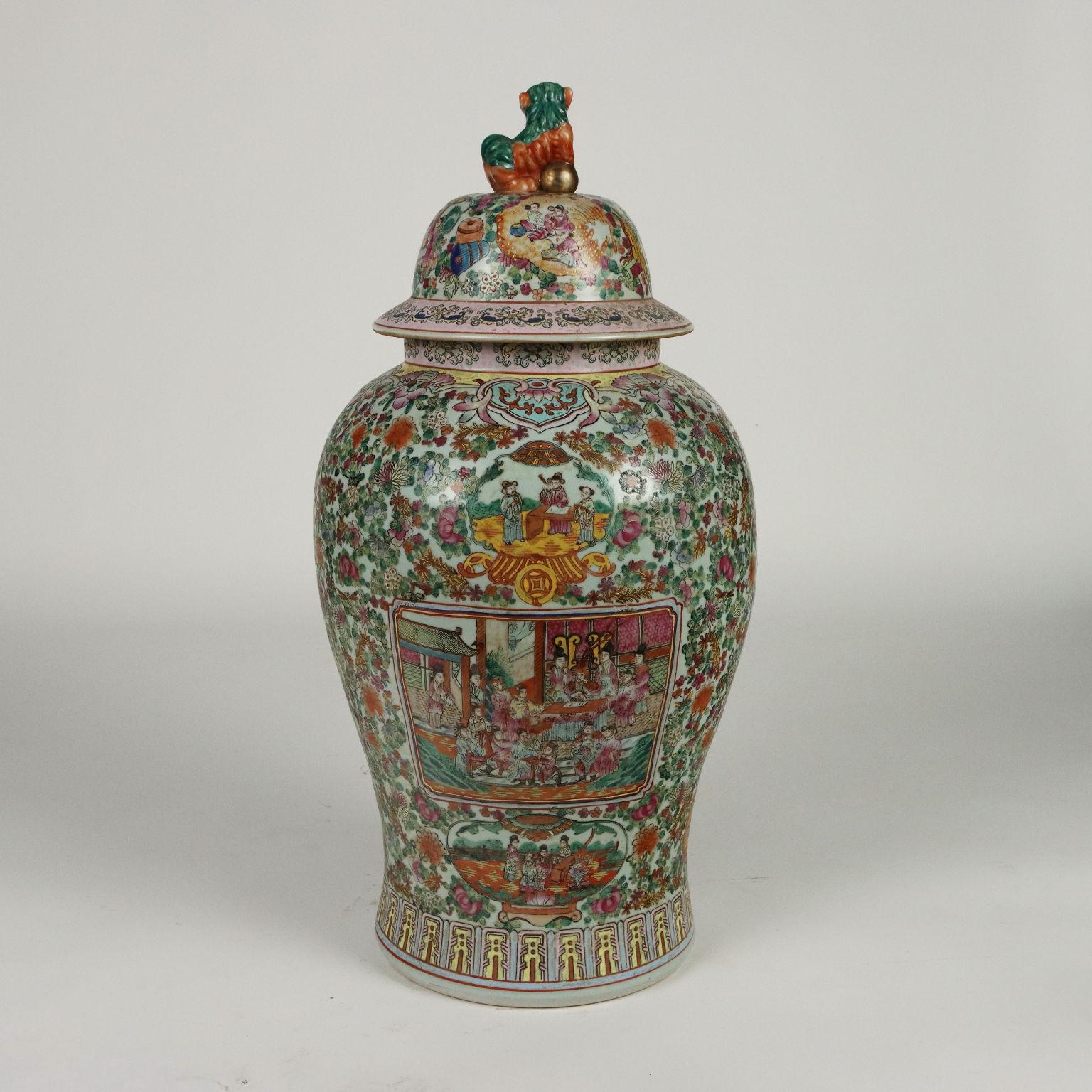 Baluster Vase Porcelain China xx Century For Sale 4