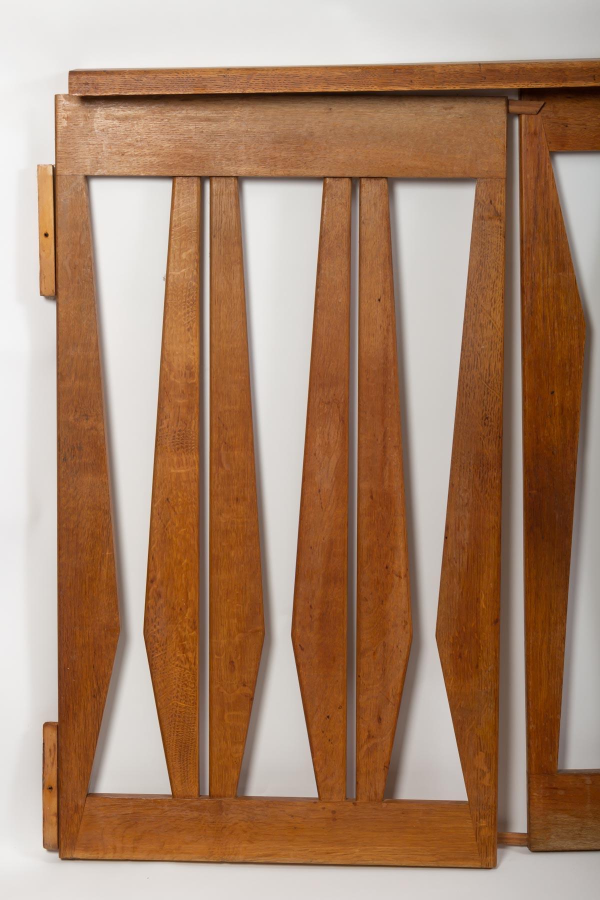 Balustrade of Guillerme and Chambron, 1960, composed of 7 elements forming an L

Measures: 7x (W: 55cm, H: 96cm, D: 8cm)