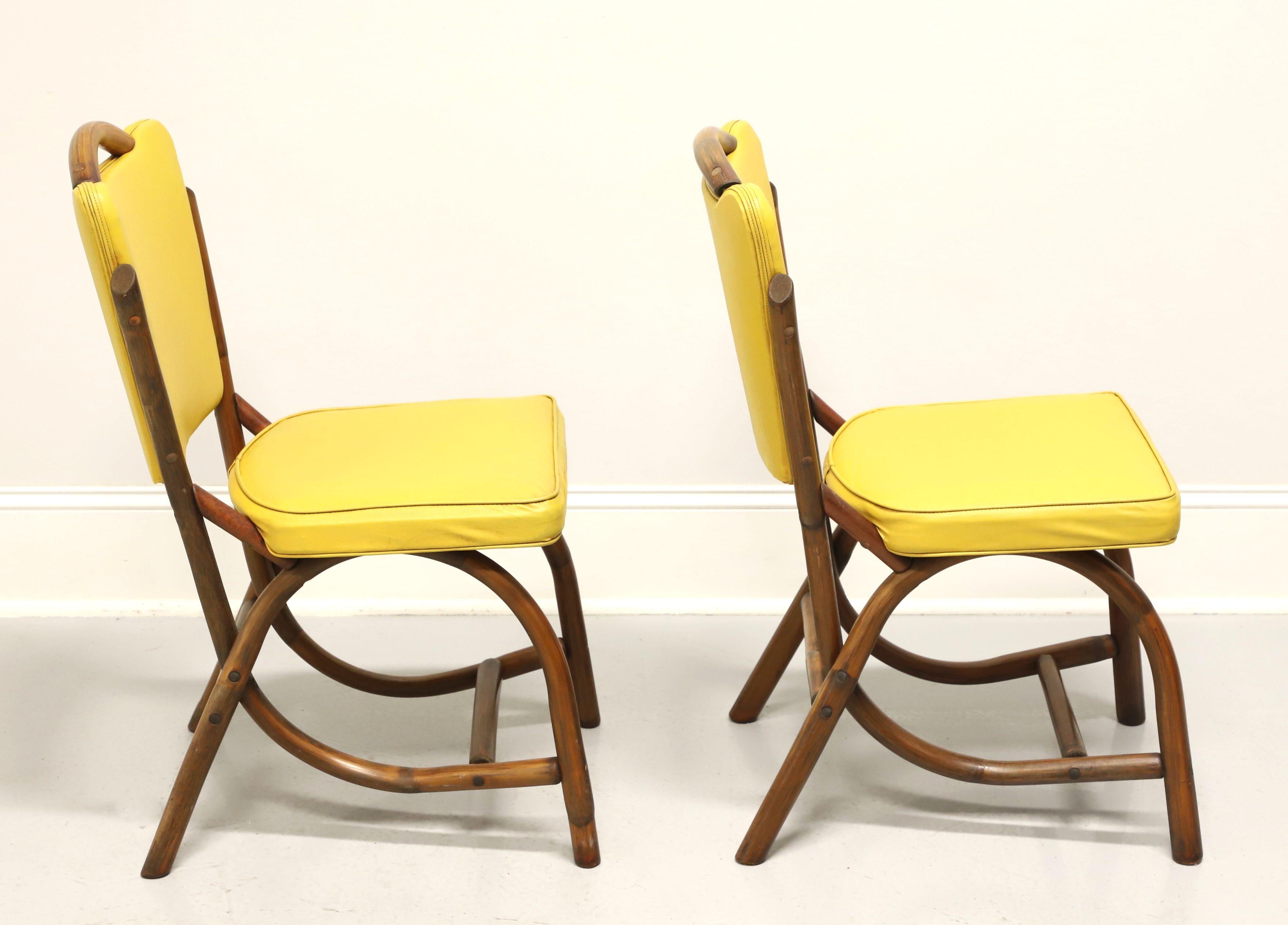 BAM-TAN Esszimmerstühle aus Rattan, 1960er Jahre, Paar B (amerikanisch) im Angebot