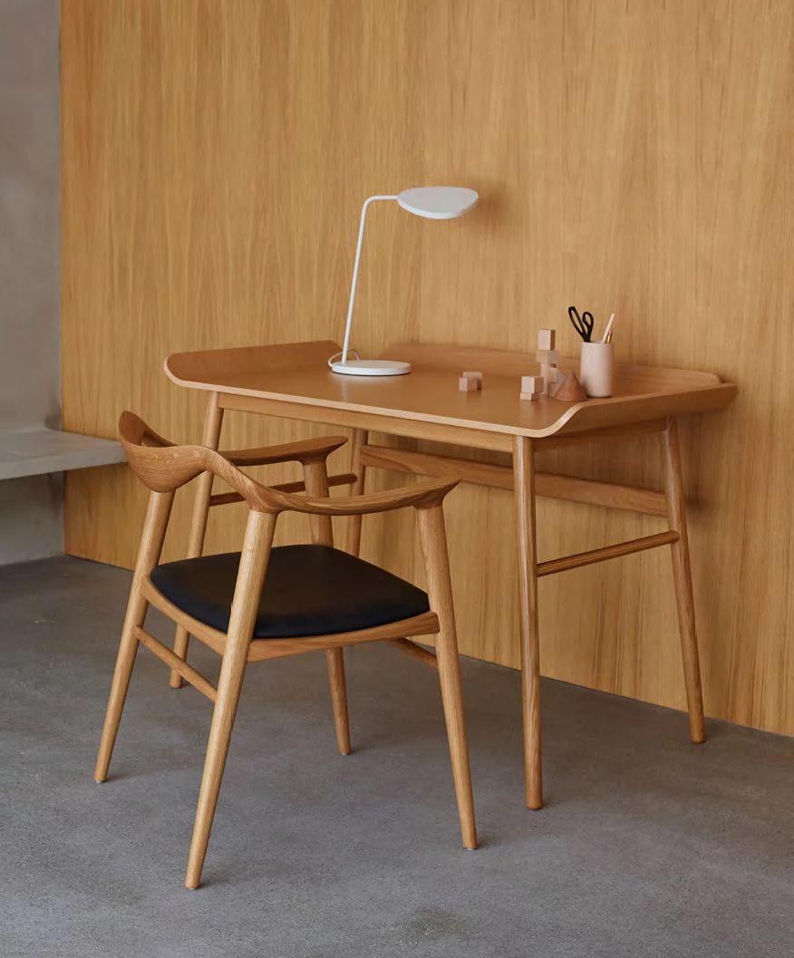 XXI secolo e contemporaneo Sedia da pranzo Bambi 57/3 di Fjord Fiesta in massello di Oak in vendita