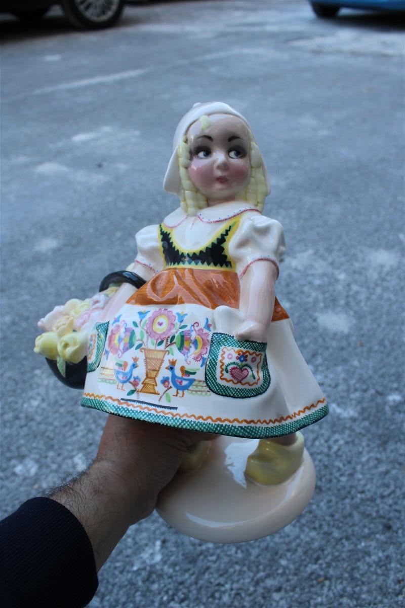 Little girl in Italian ceramic Essevi Sandro Vacchetti 1930 Dutch little girl Le For Sale 9