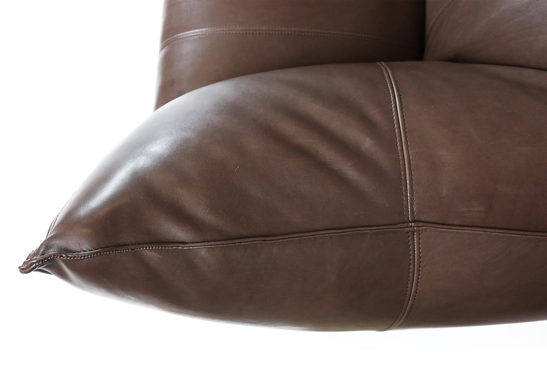 Mid-Century Modern Bambole 2-Seat Sofa in Brown Leather by Mario Bellini for B&B Italia, 1970s