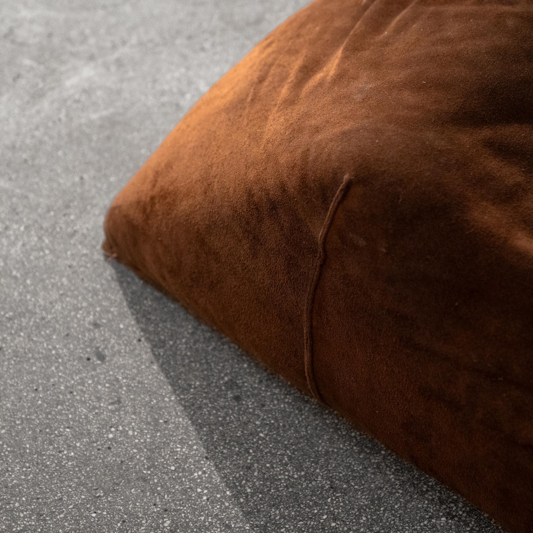 Bambole Chaise Longue di Mario Bellini per B&B Italia 5