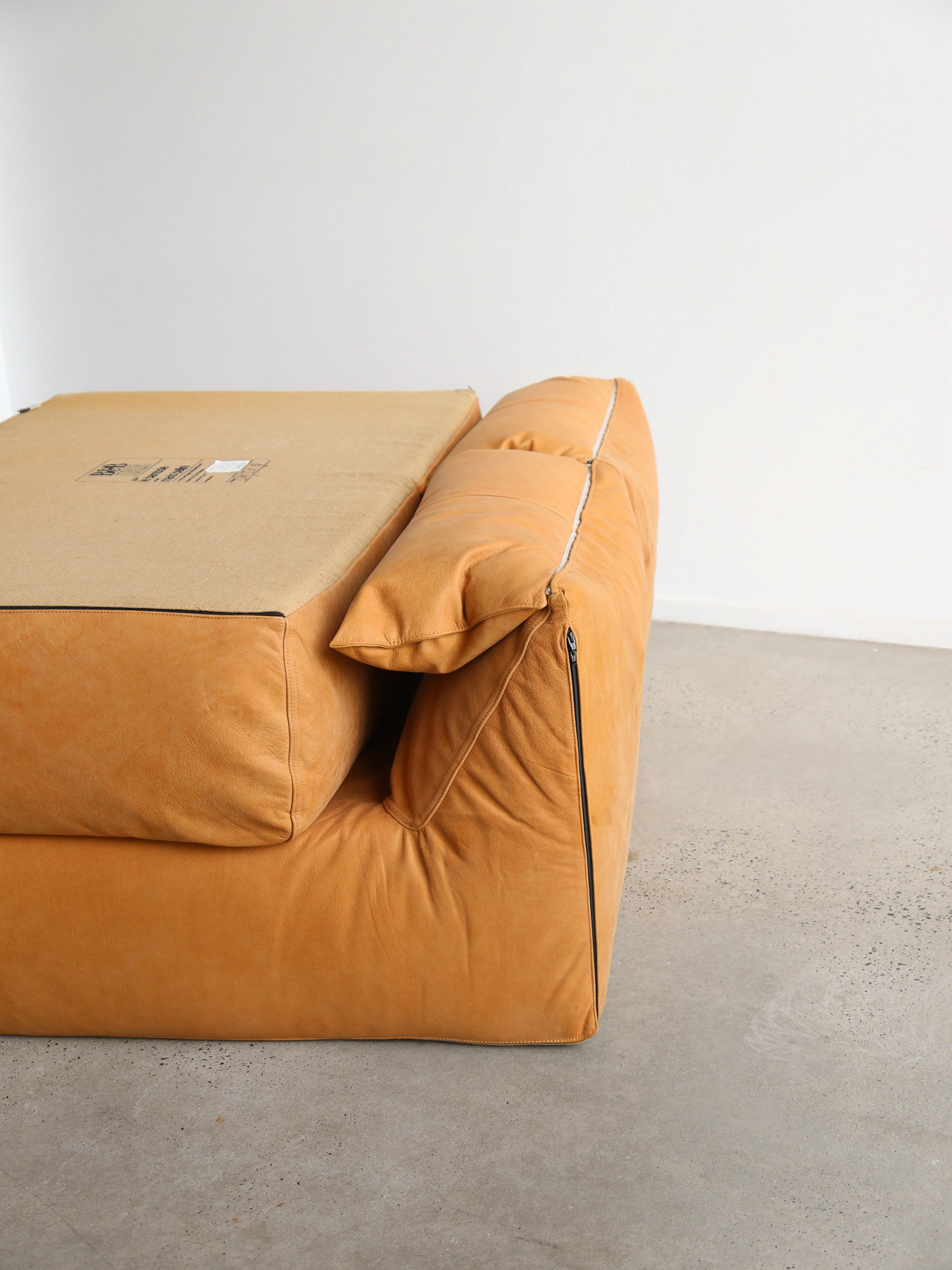 Bamboletto by Mario Bellini for B&B Italia in Cognac Leather 1970s For Sale 5