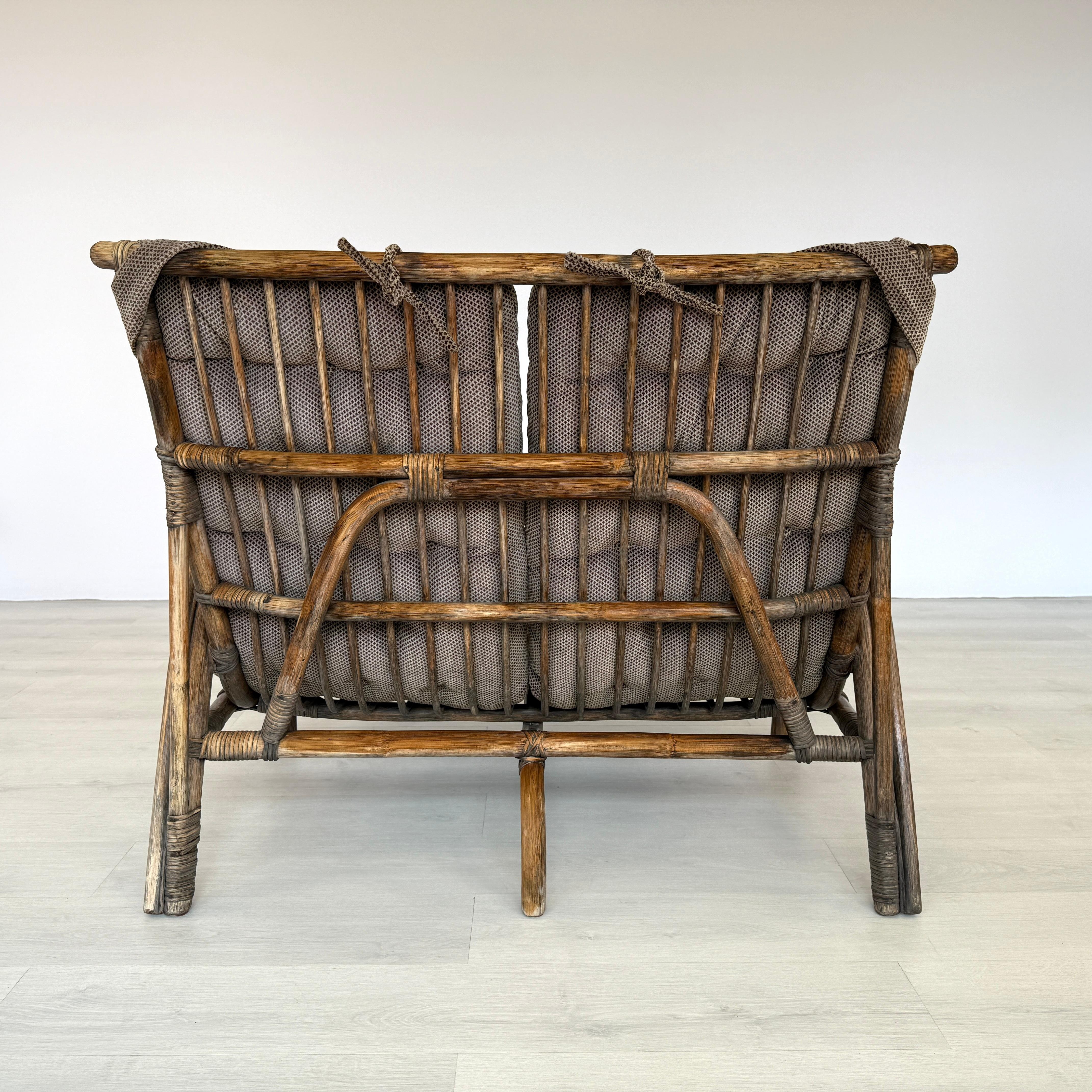 Bamboo 2-seat Sofa Manner of Rohe Noordwolde In Good Condition For Sale In Bridgeport, CT