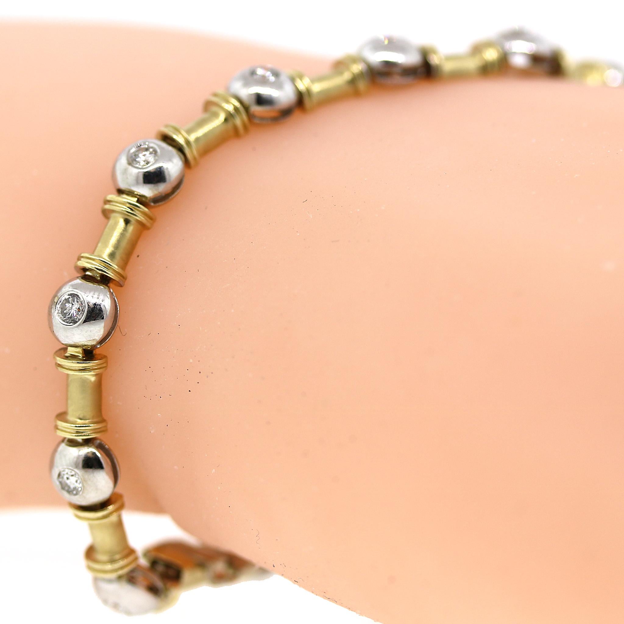 Bracelet à motif de bambou et de perles, or jaune 14 carats et diamants en vente 3