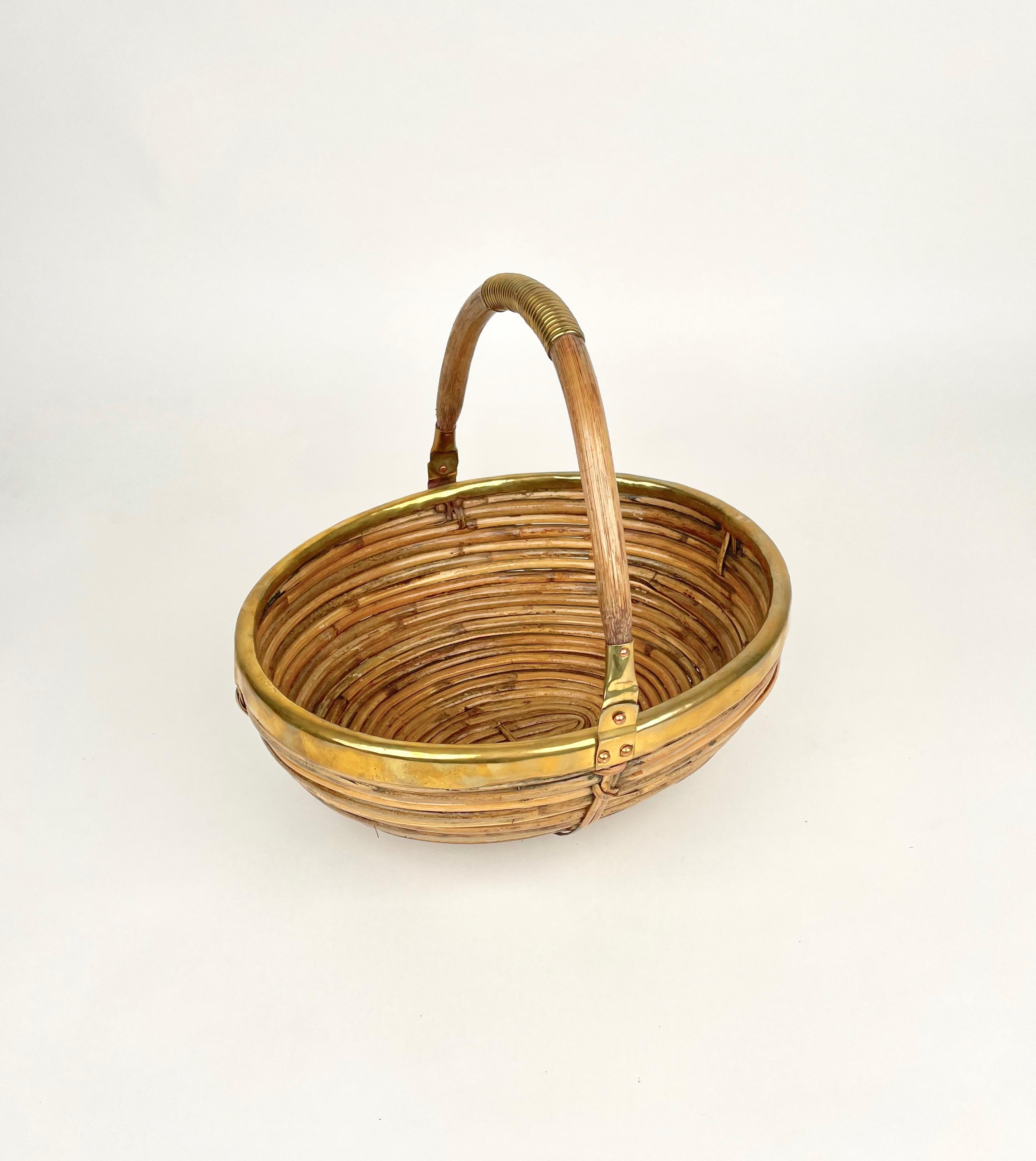 Bamboo and Brass Basket Bowl with Handle, Italy, 1970s In Good Condition For Sale In Rome, IT