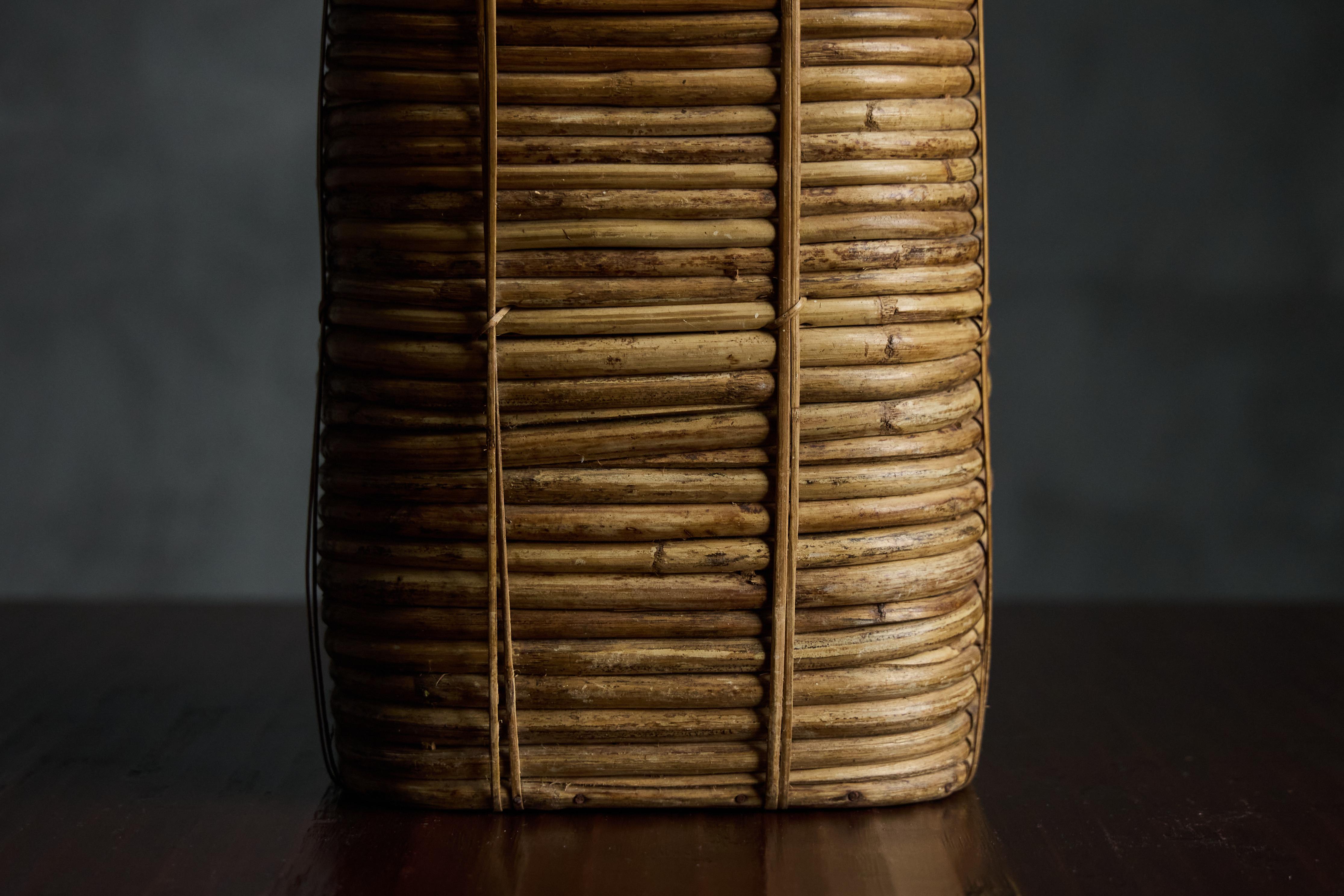 Fin du 20e siècle Panier en bambou et laiton, Italie, années 1970