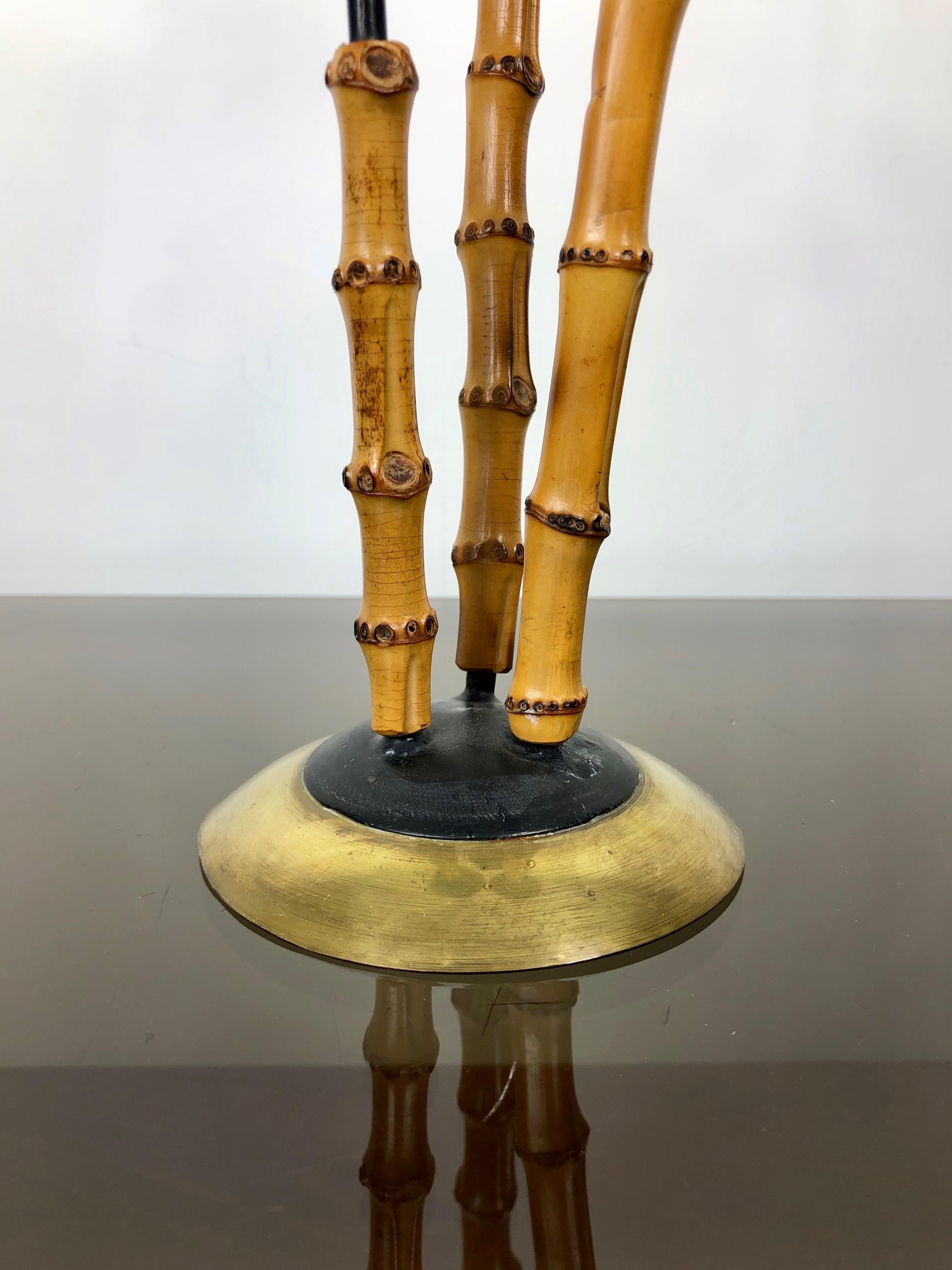 Kerzenhalter aus Bambus und Messing, drei Arme, Italien, 1970er Jahre (Metall) im Angebot