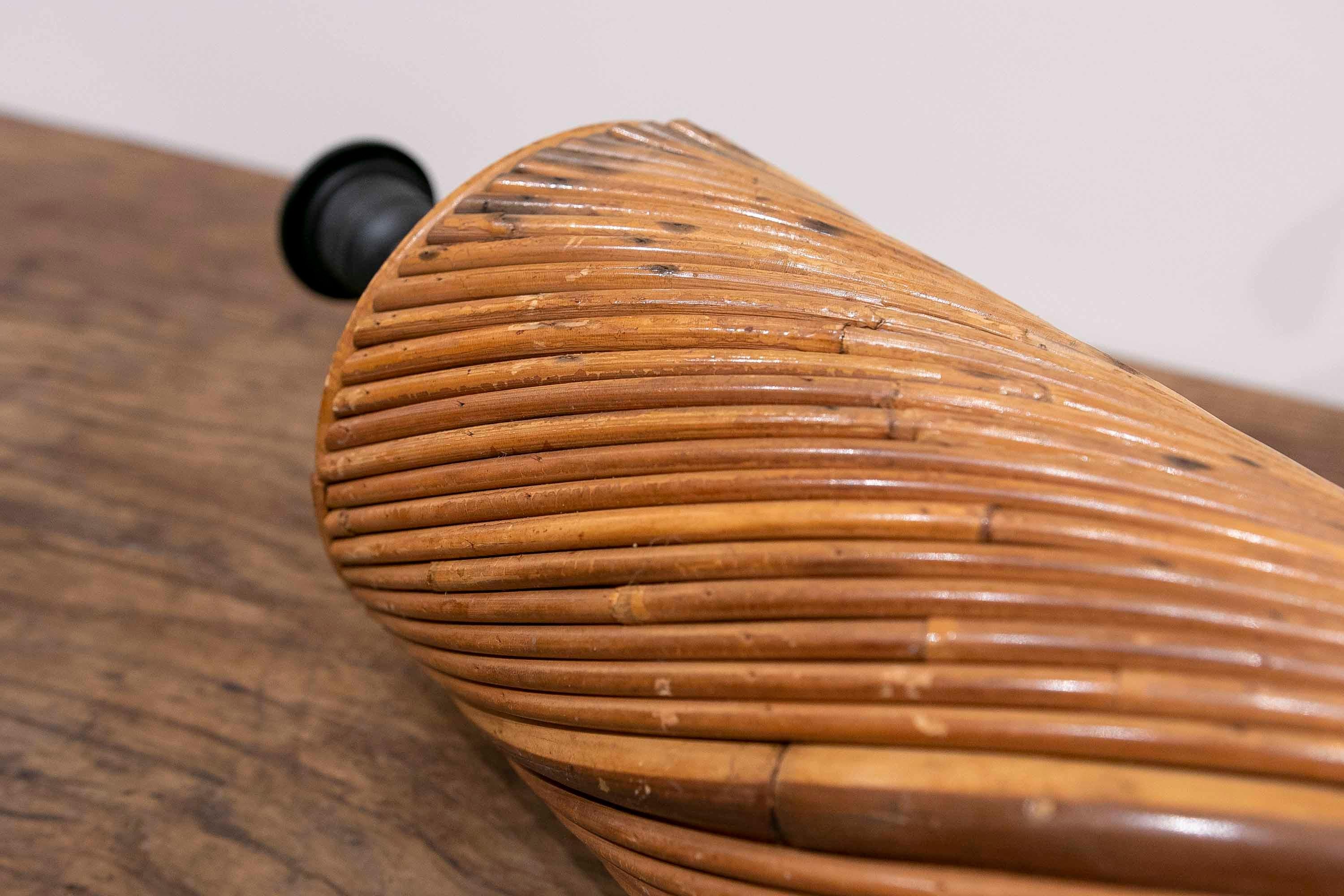 Tischlampe aus Bambus und Messing mit runder Form im Angebot 8