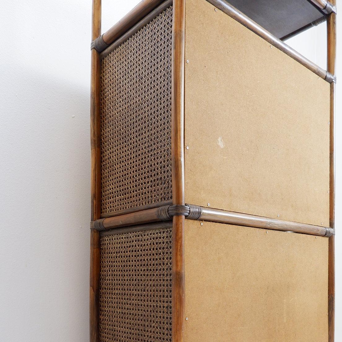 Bamboo and cane shelf/Bar from the 70s For Sale 5