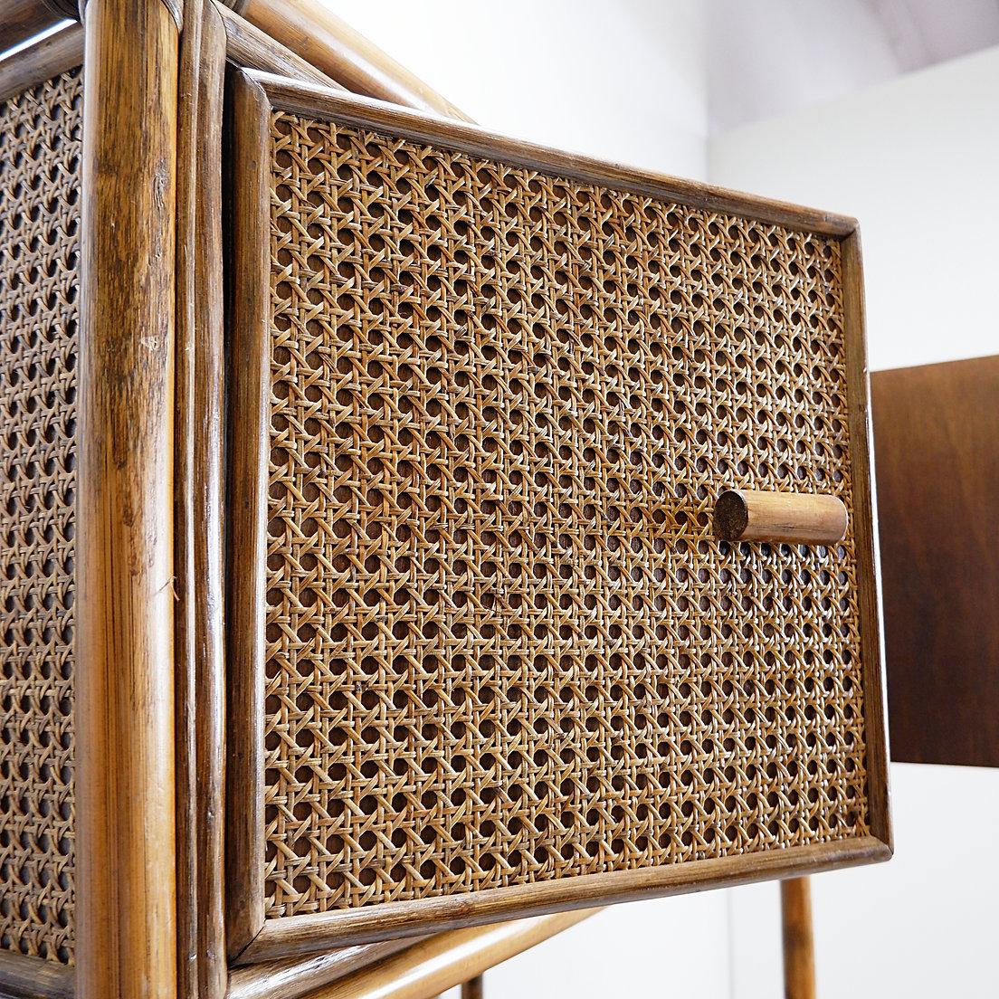 Bamboo and cane shelf from the 70s For Sale 6