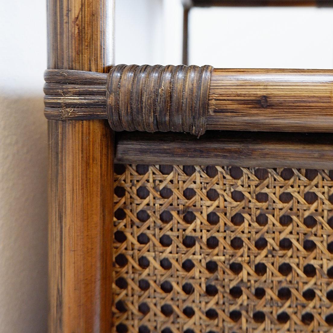 Etagère en bambou et rotin des années 70 en vente 6