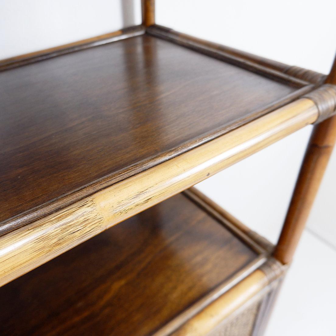 Bamboo and cane shelf from the 70s In Good Condition For Sale In Linkebeek, BE