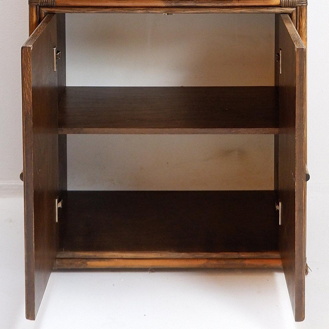 20ième siècle Etagère en bambou et rotin des années 70 en vente