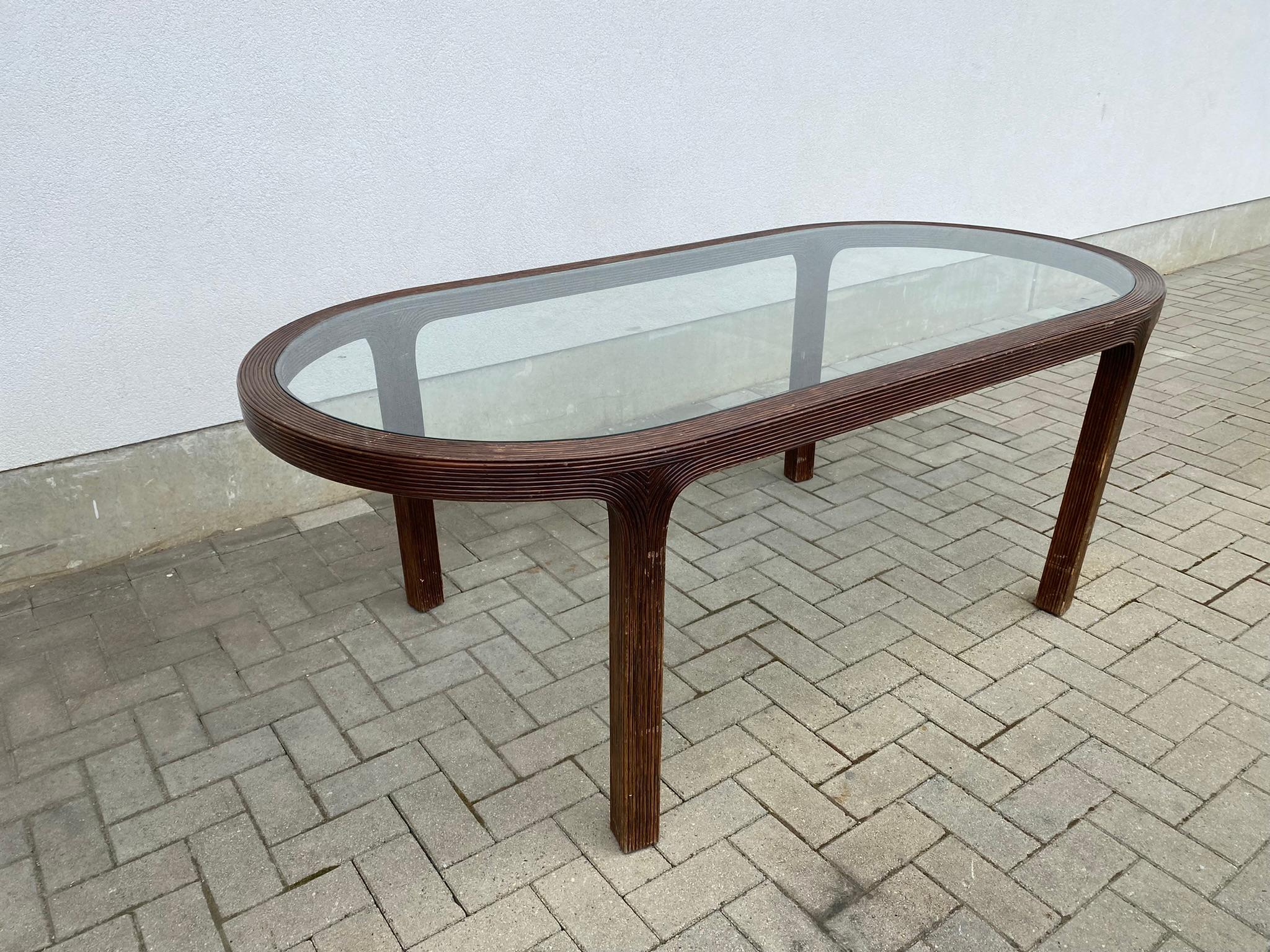 Mid-Century Modern Table de salle à manger en bambou et verre, vers 1970 en vente