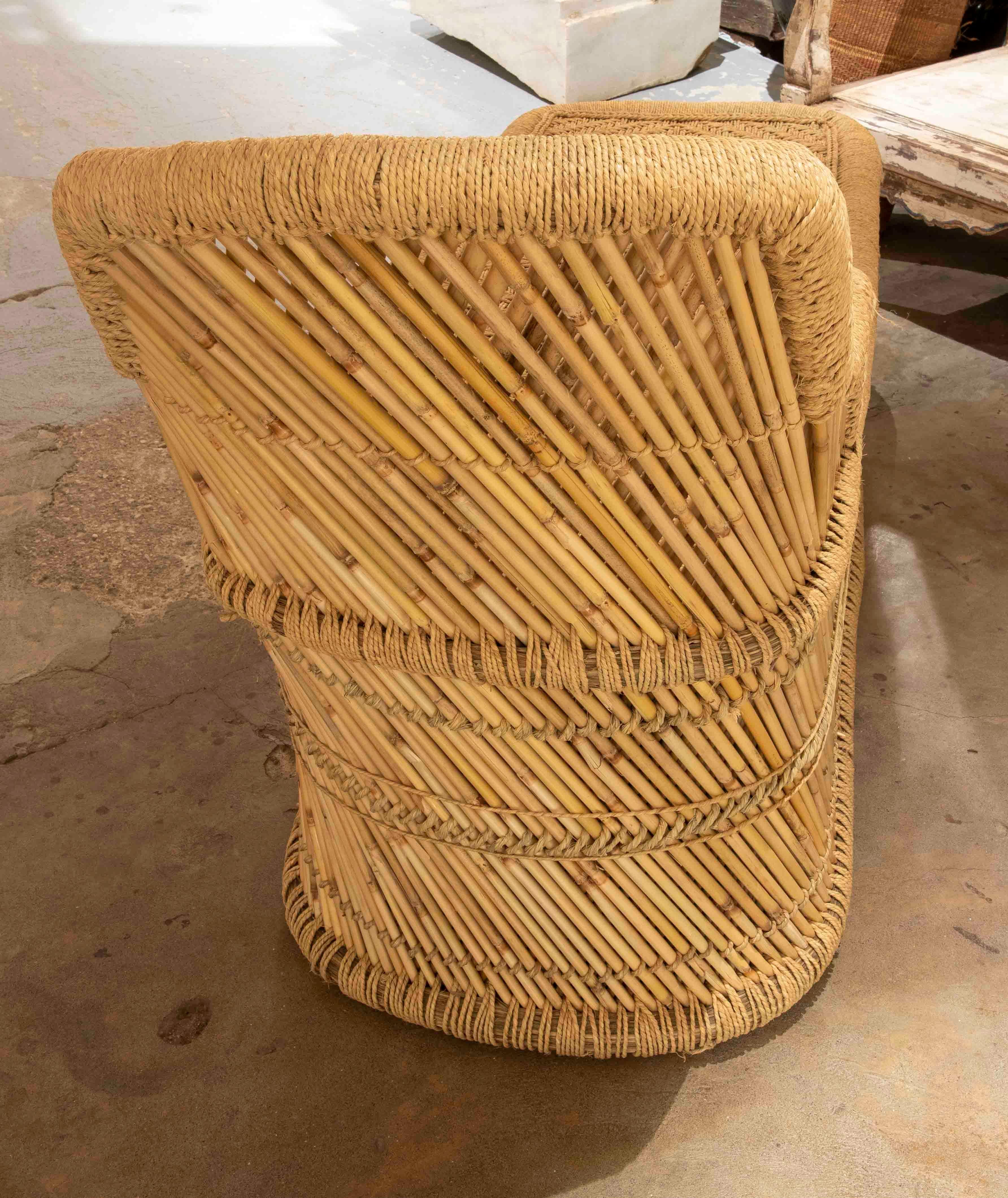 Chaise Longue aus Bambus und handgestickten Seilen (21. Jahrhundert und zeitgenössisch) im Angebot