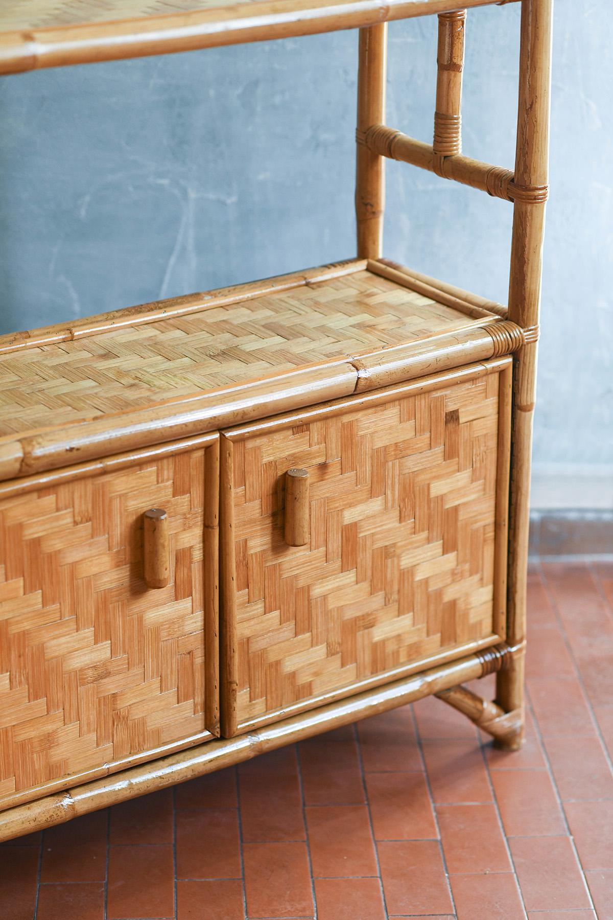 Bamboo and pressed bamboo sideboard, 1980  In Good Condition For Sale In Roma, RM