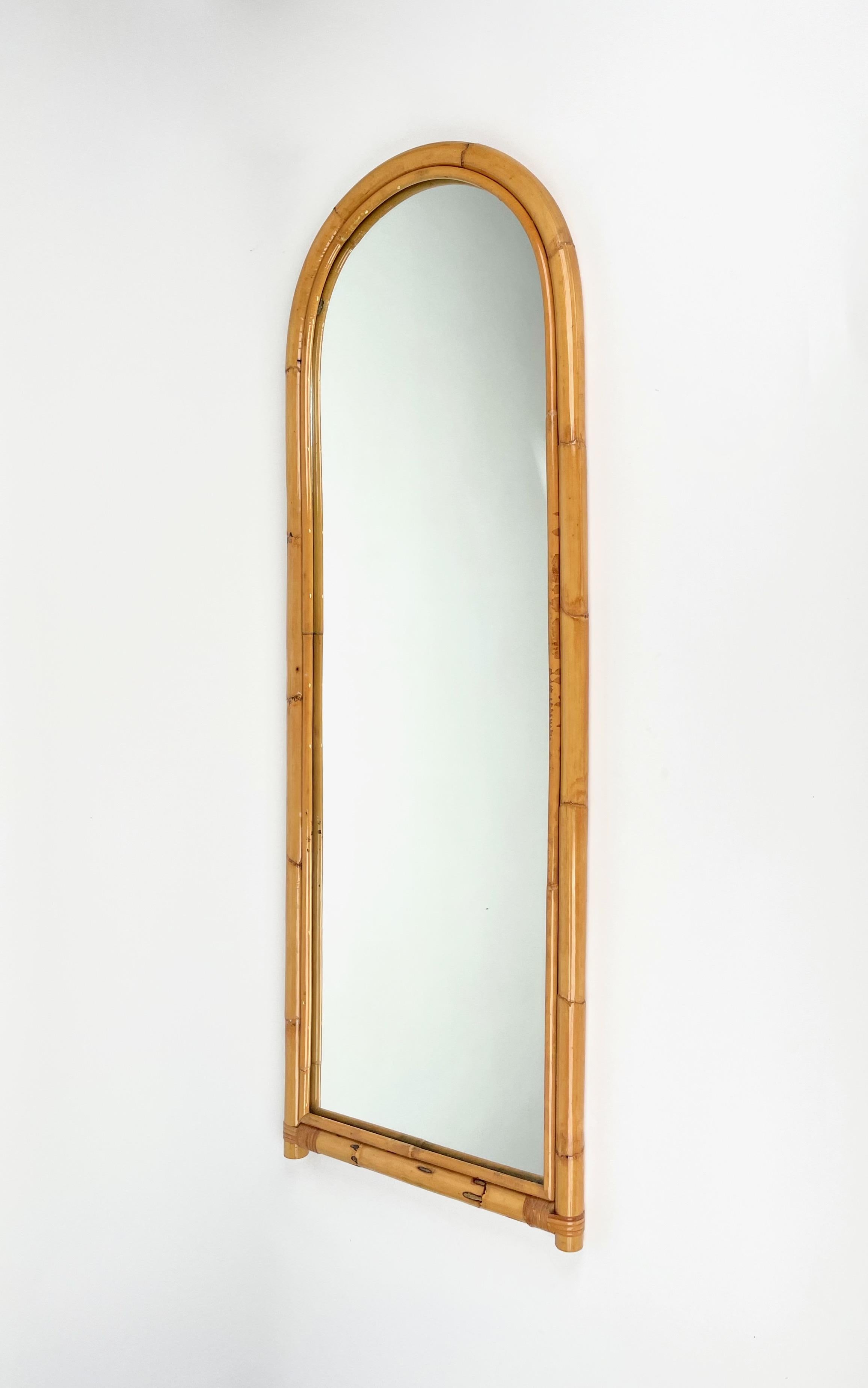 Bamboo and Rattan Arched Wall Mirror, Italy, 1970s In Good Condition For Sale In Rome, IT