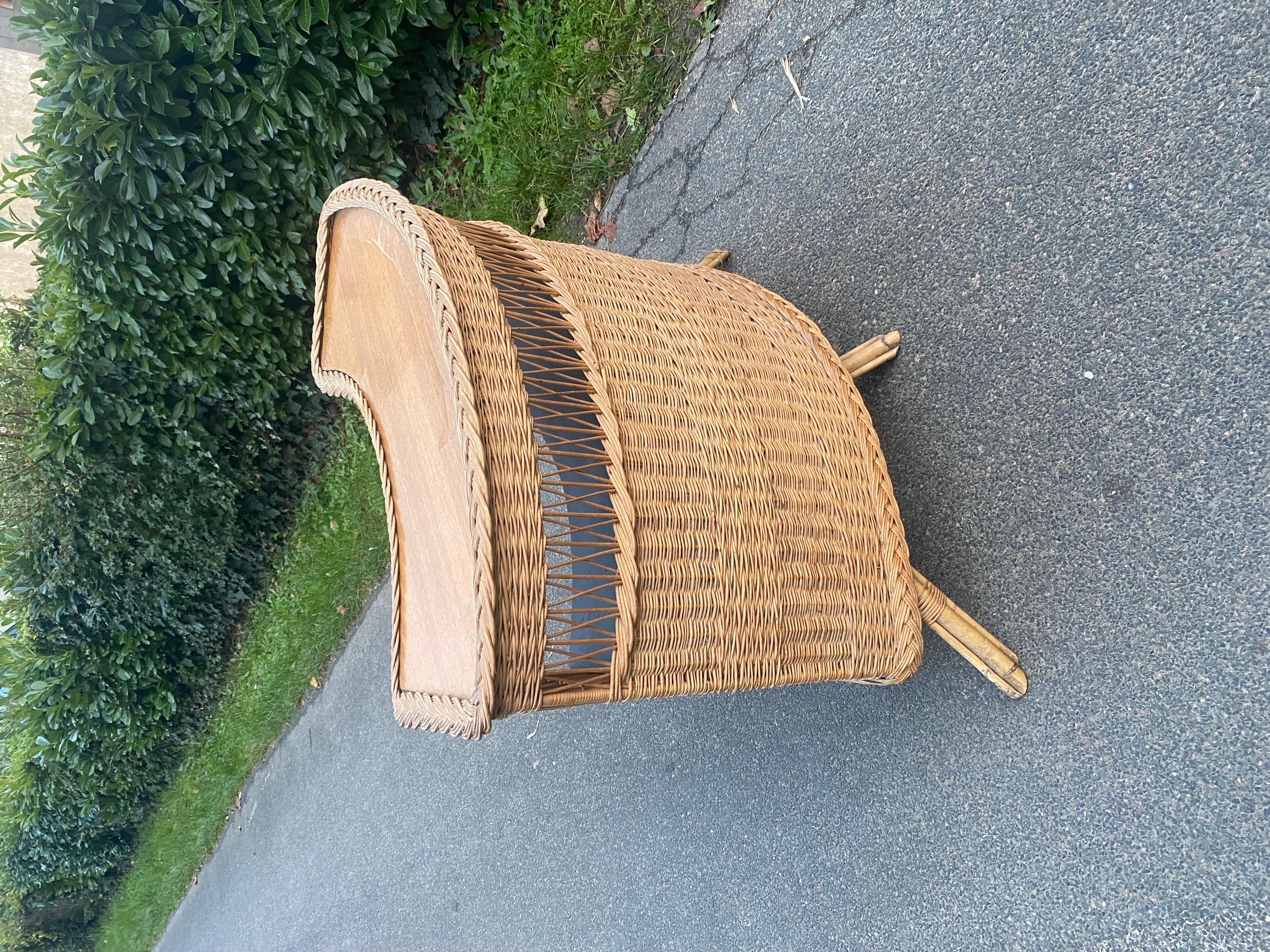 French Bamboo and Rattan Bar, circa 1960/1970 Good Condition For Sale