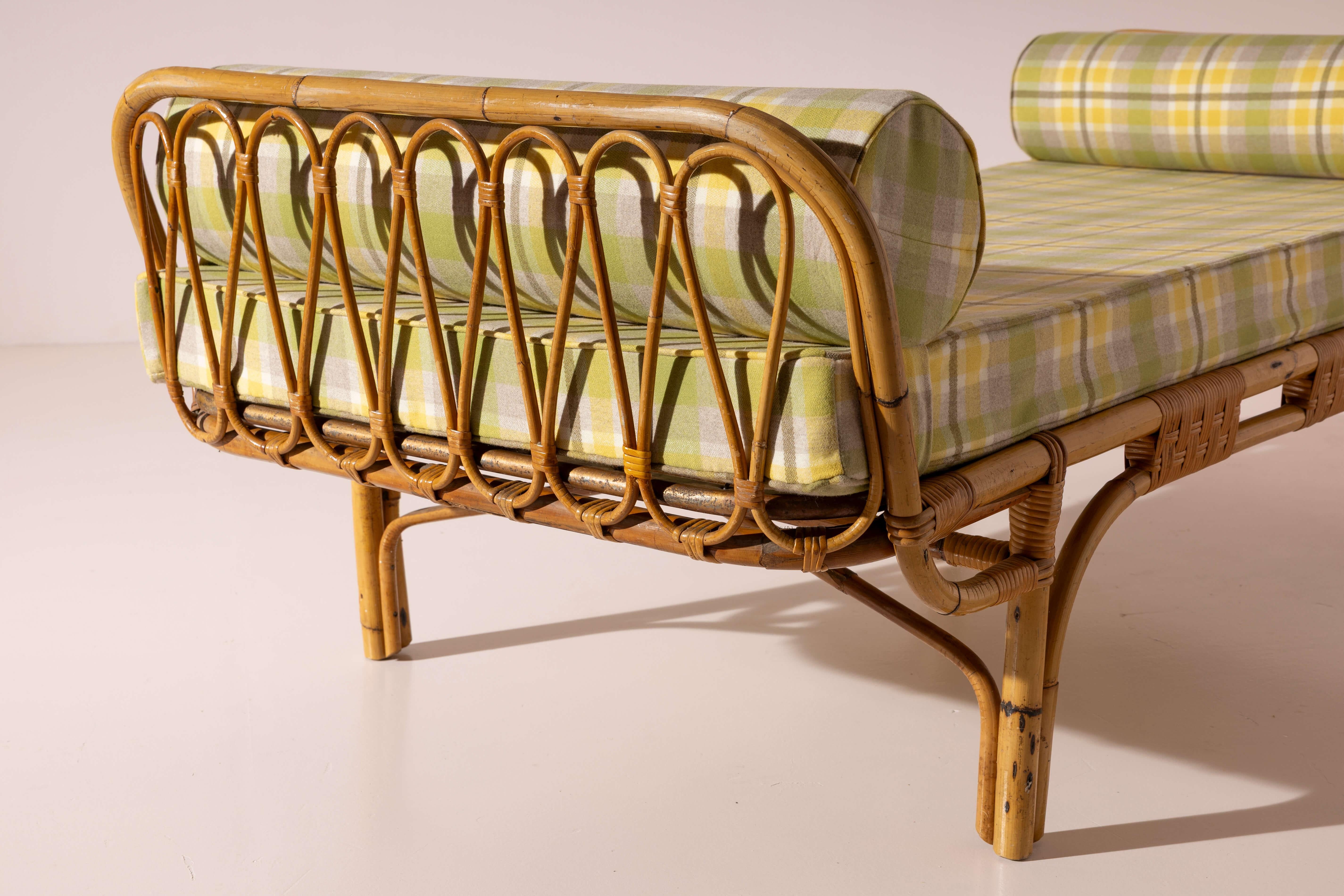 Cama de día de bambú y ratán, Italia, años 60 en venta 1