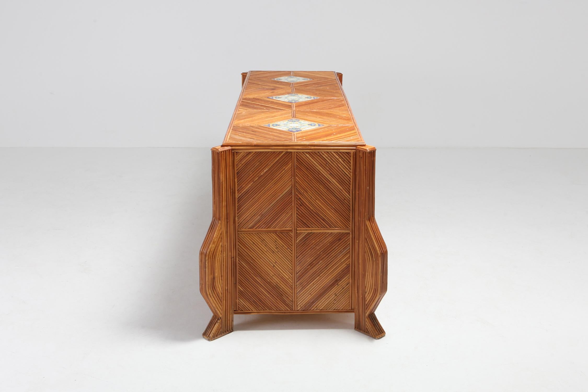 Credenza double face in bambù e rattan di Vivai del Sud 2