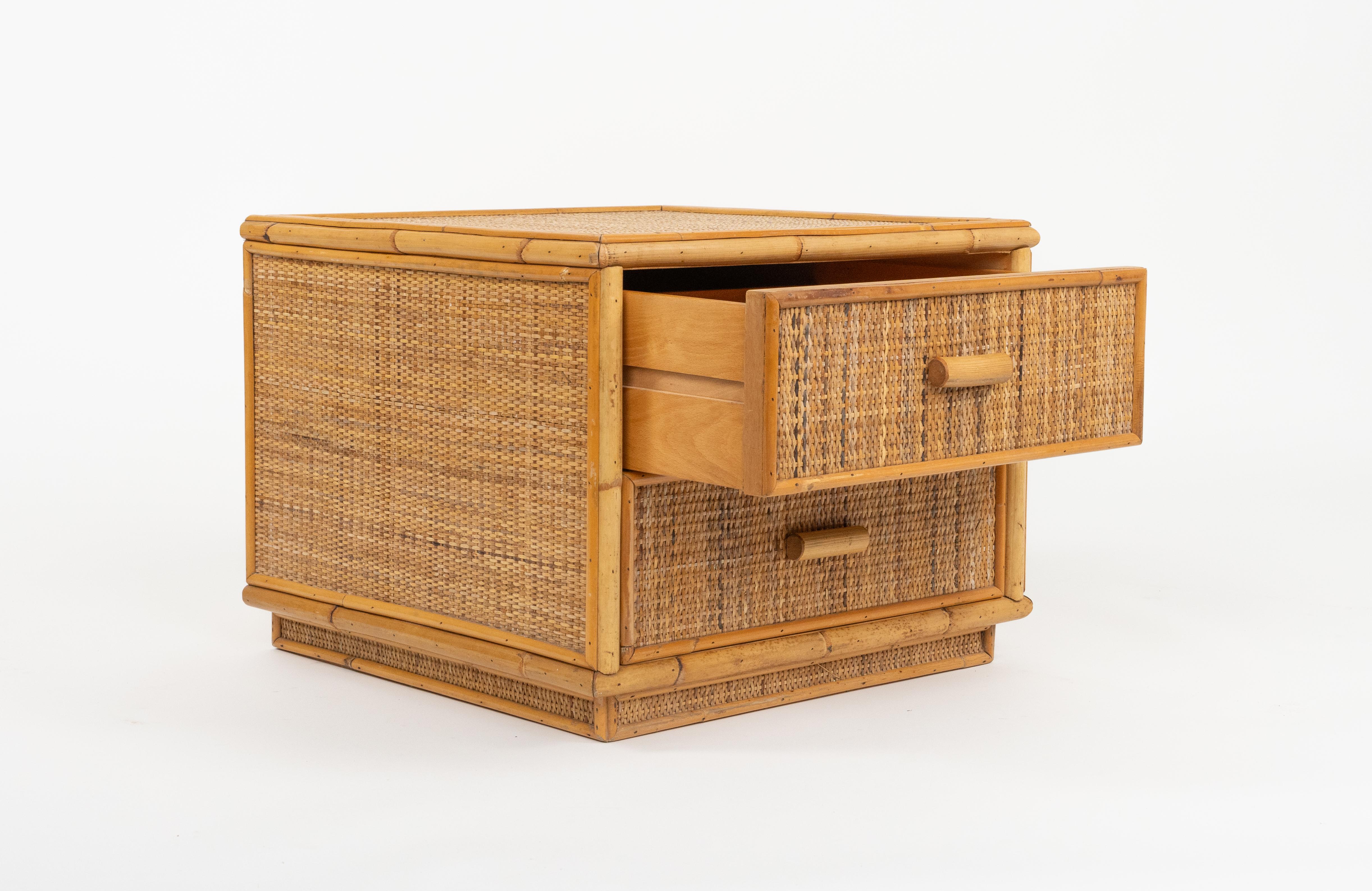 Bamboo and Rattan Pair of Bedside Tables Nightstands Dal Vera Style, Italy 1970s For Sale 5