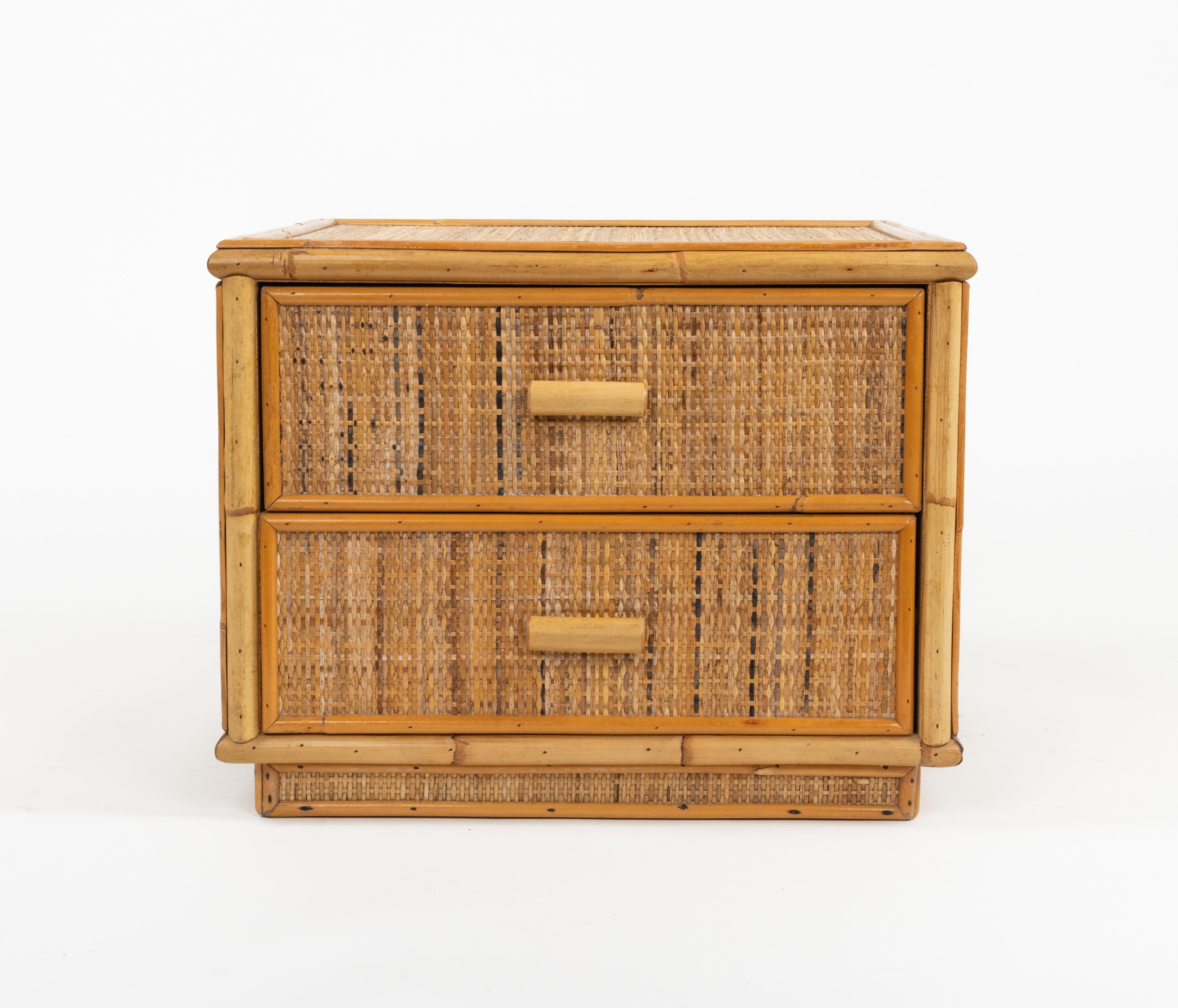 Bamboo and Rattan Pair of Bedside Tables Nightstands Dal Vera Style, Italy 1970s For Sale 7