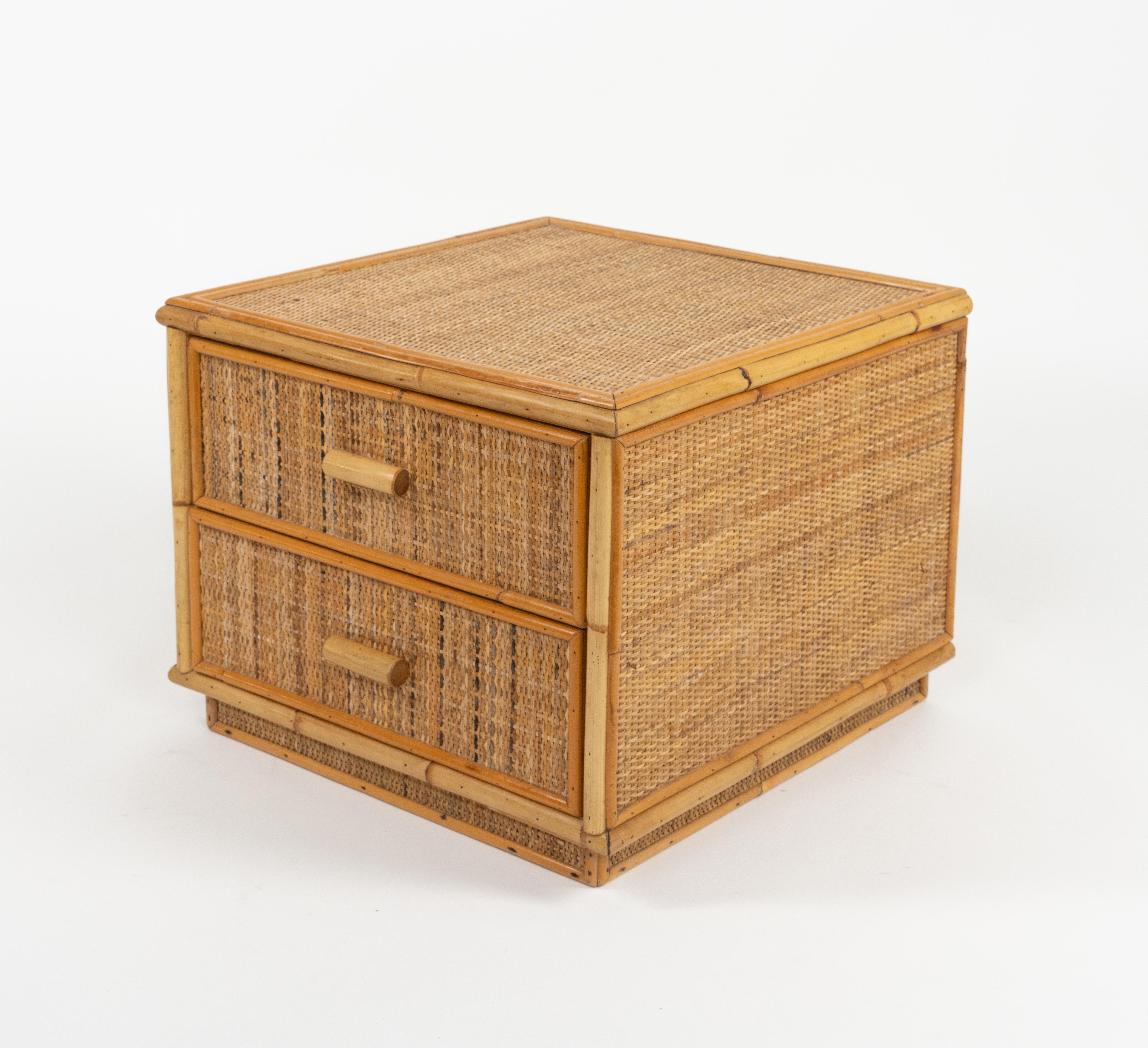 Bamboo and Rattan Pair of Bedside Tables Nightstands Dal Vera Style, Italy 1970s For Sale 8