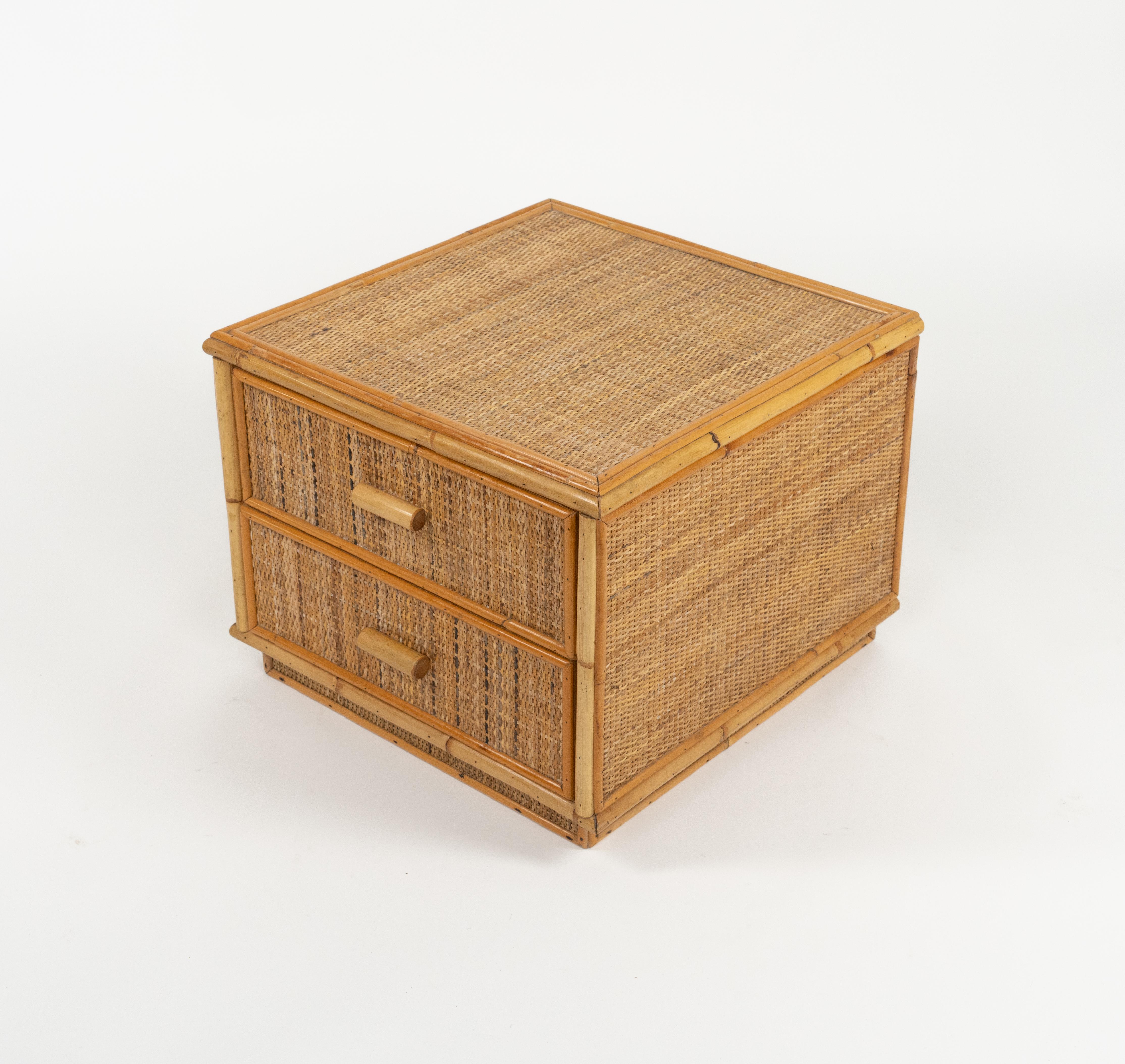 Bamboo and Rattan Pair of Bedside Tables Nightstands Dal Vera Style, Italy 1970s For Sale 9