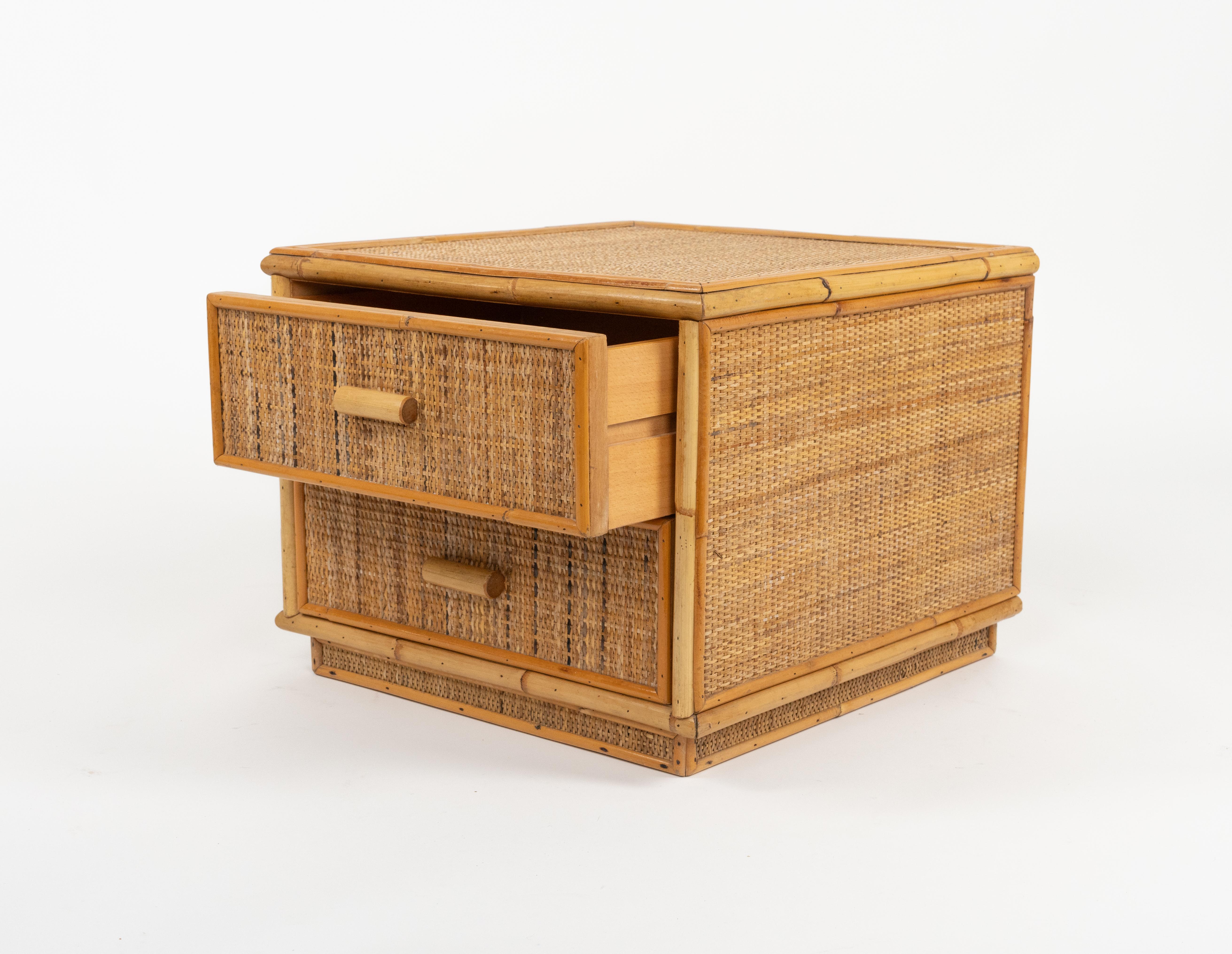 Bamboo and Rattan Pair of Bedside Tables Nightstands Dal Vera Style, Italy 1970s For Sale 10