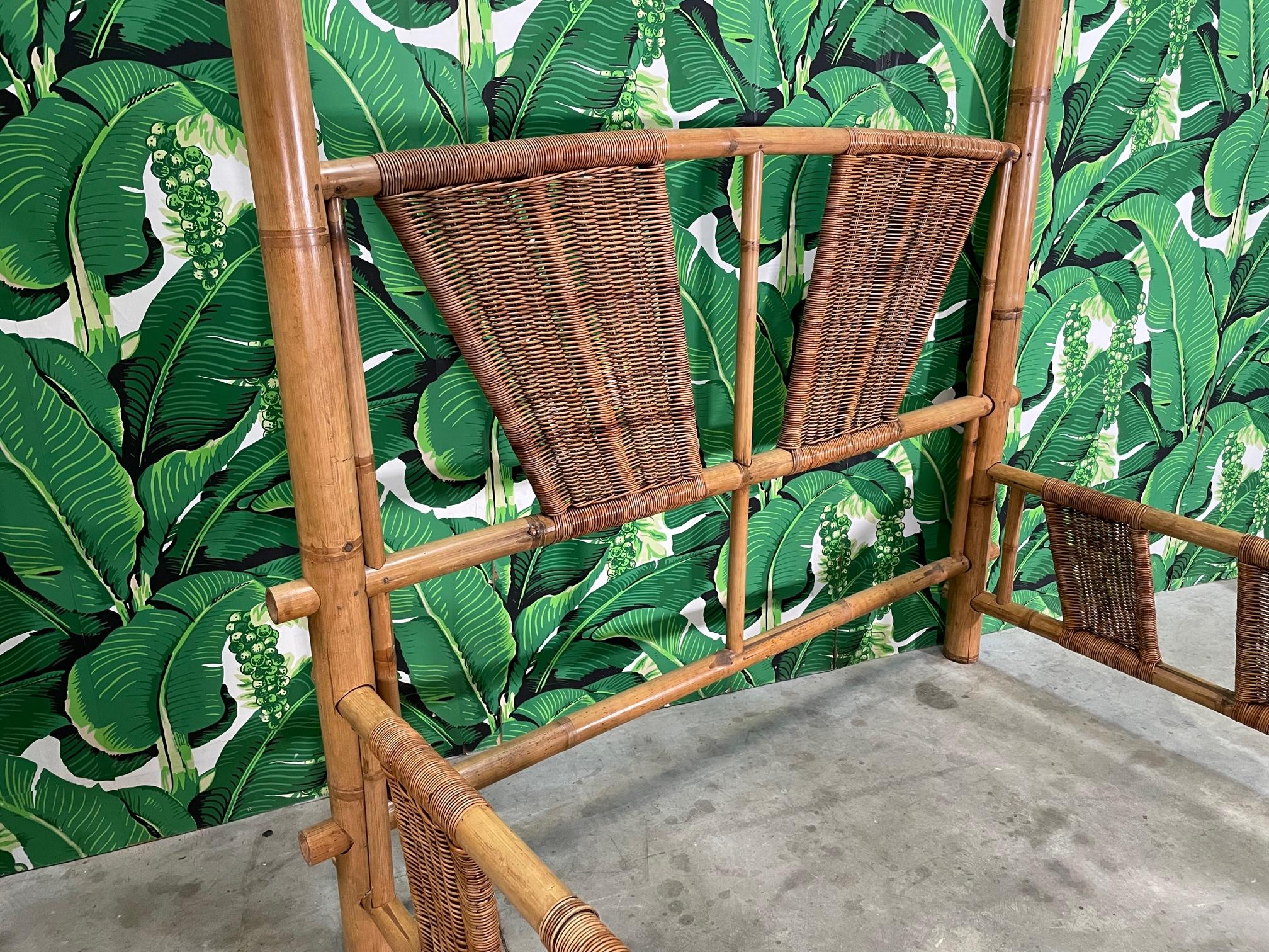 bamboo canopy bed