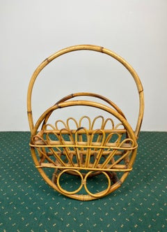 Revistero redondo de bambú y ratán, Italia, años 60