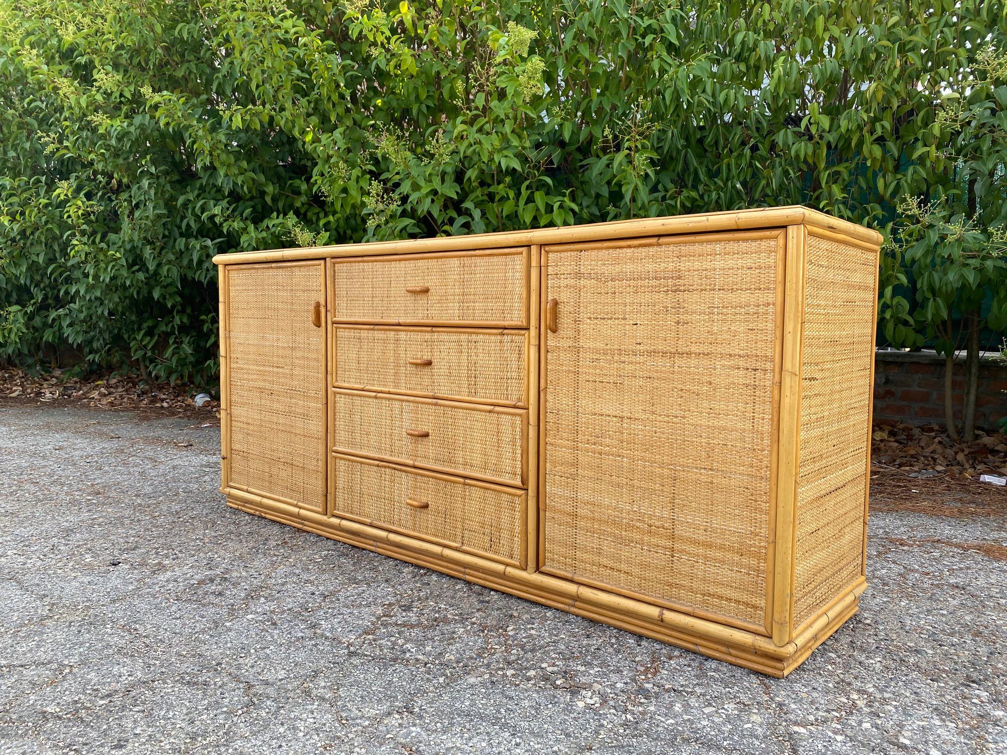 Bamboo and Rattan Sideboard, Italy 70s In Good Condition For Sale In Argelato, BO