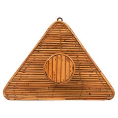 Appendiabiti triangolare in bambù e rattan stile Vivai del Sud, Italia anni '60