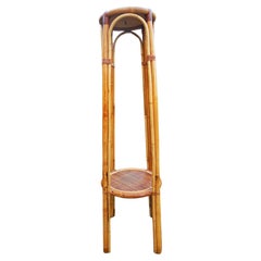 Jarrón de bambú y ratán