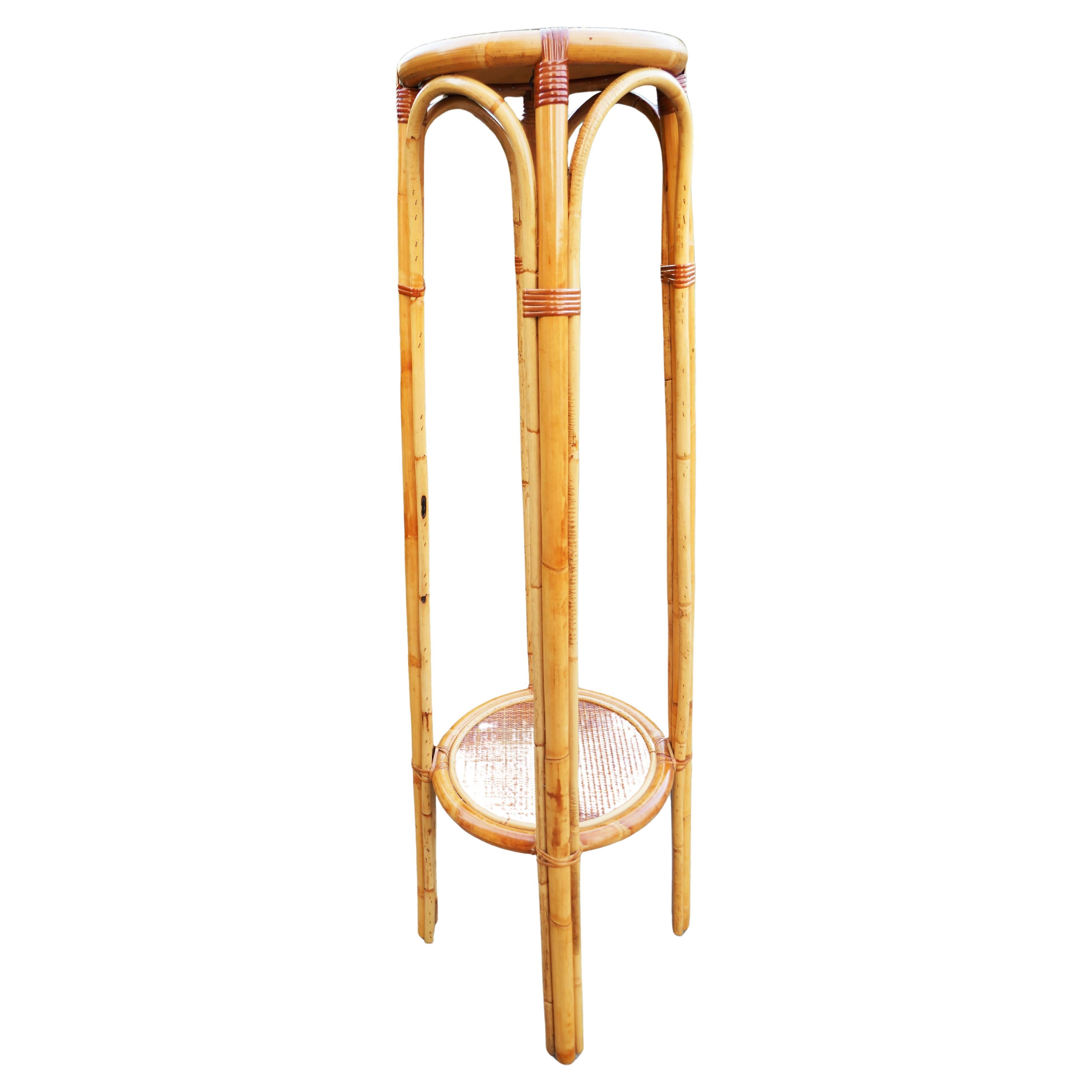Italian Bamboo and rattan vase stand in vendita