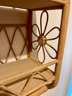 Scaffale da parete in bambù e rattan