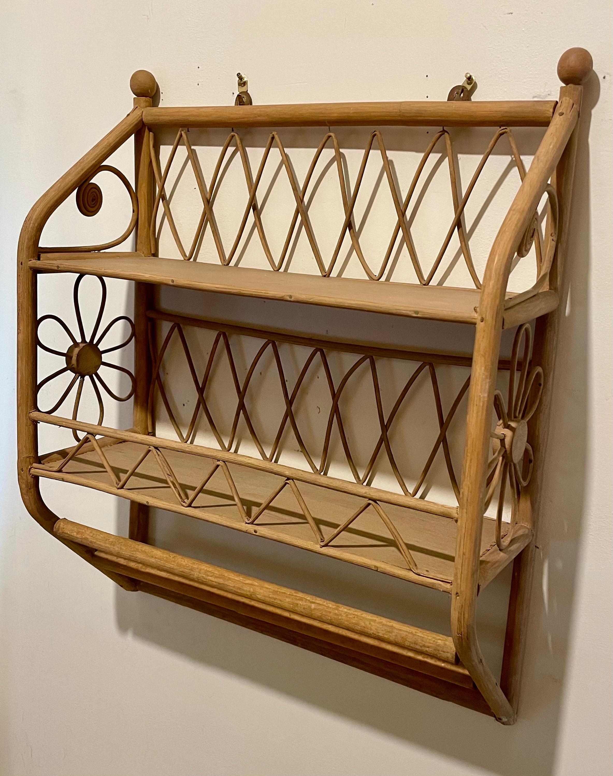 Estantería de pared de bambú y ratán en venta 2