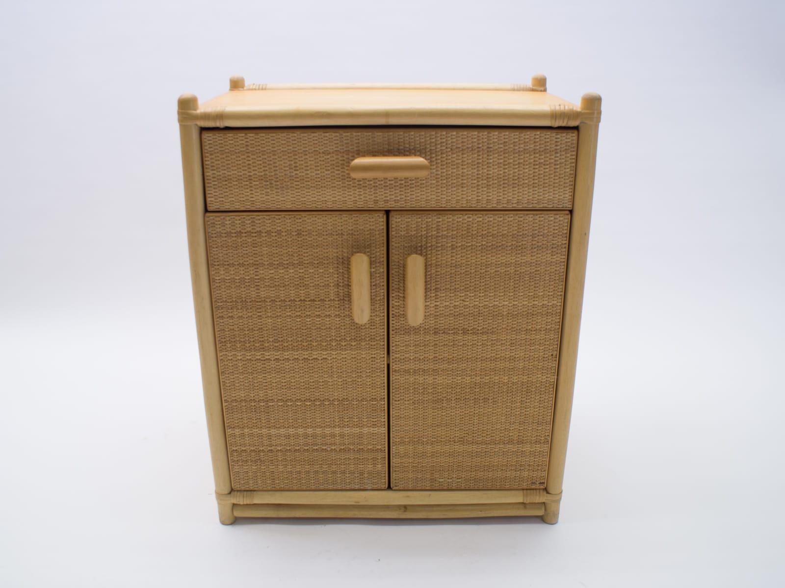 Francese Commode in bambù e vimini, anni '70 in vendita