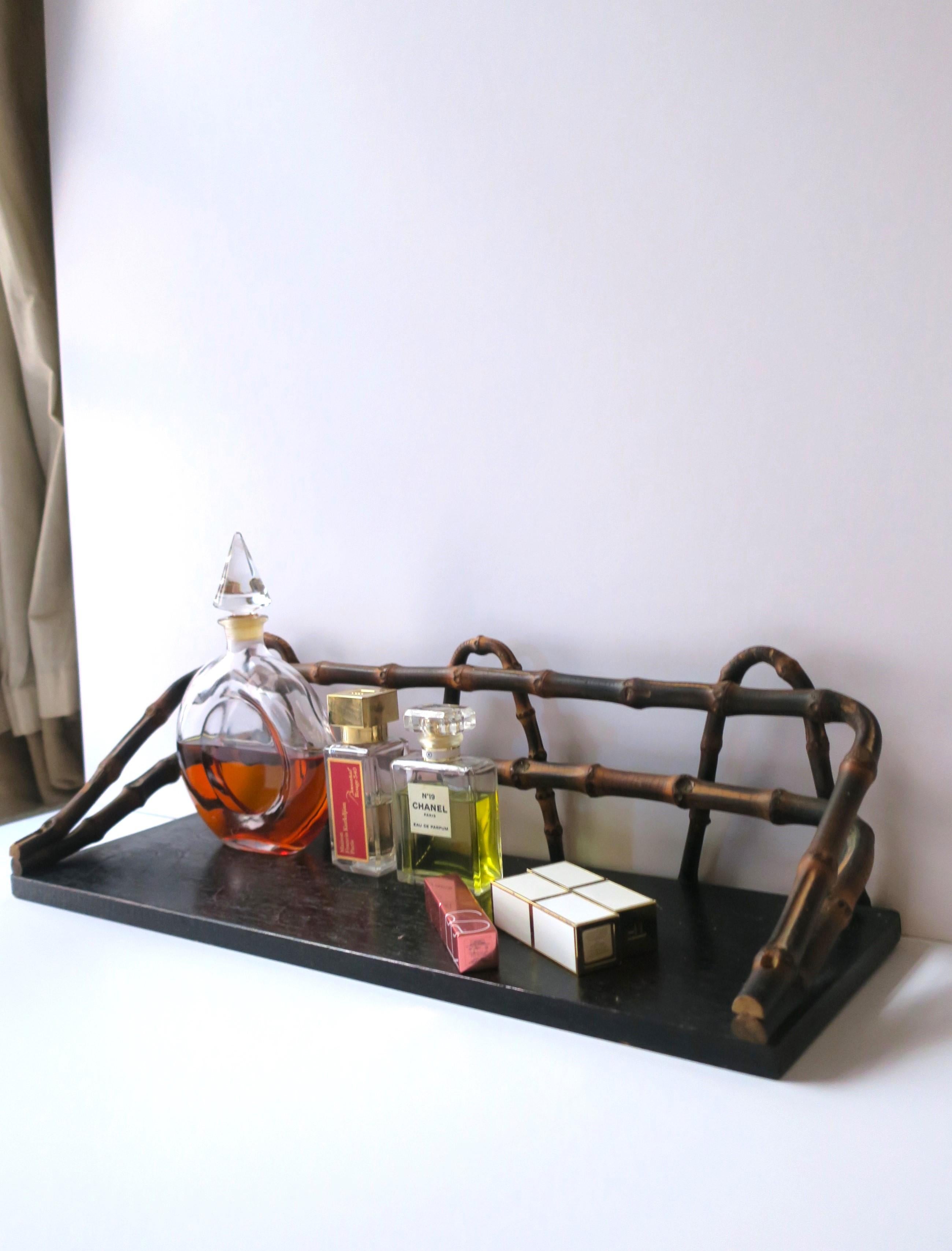 Bamboo Wall Shelf, early 20th century In Good Condition For Sale In New York, NY