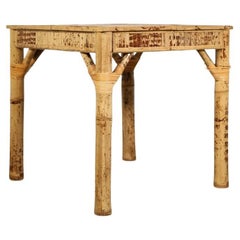 Vintage-Spieltisch aus Bambus und gewebtem Raffia