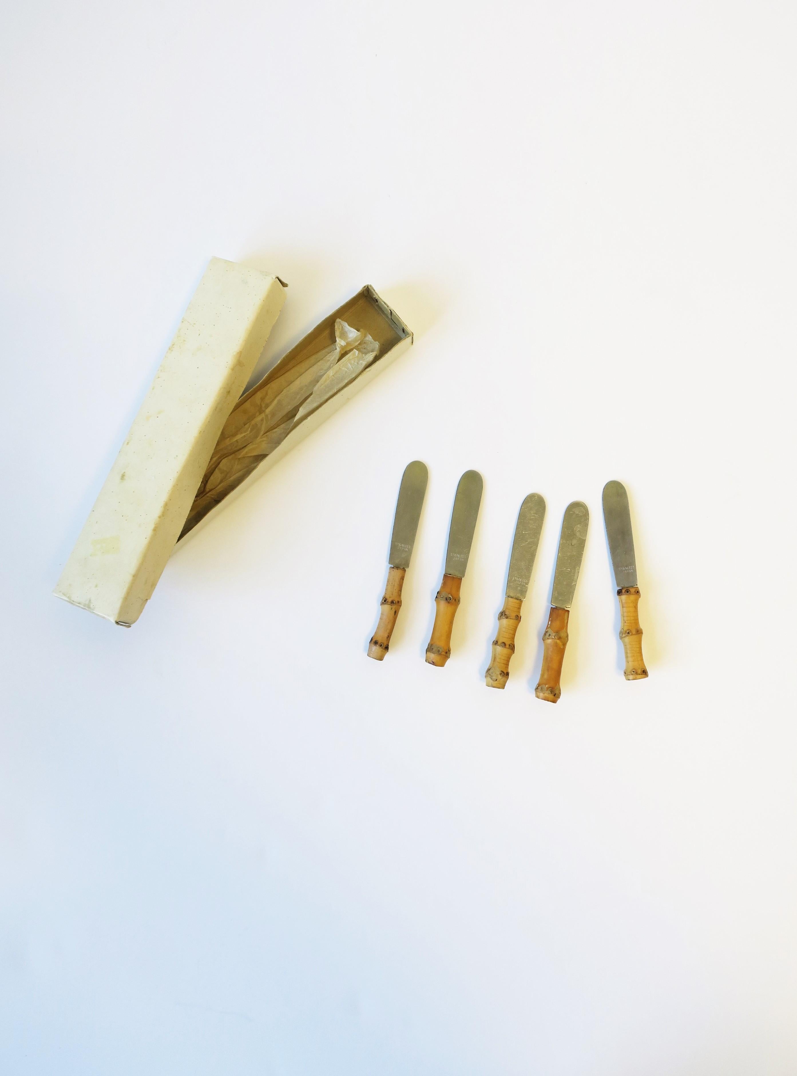 Couteaux à épandeur en bambou, petit, lot de 5 en vente 2